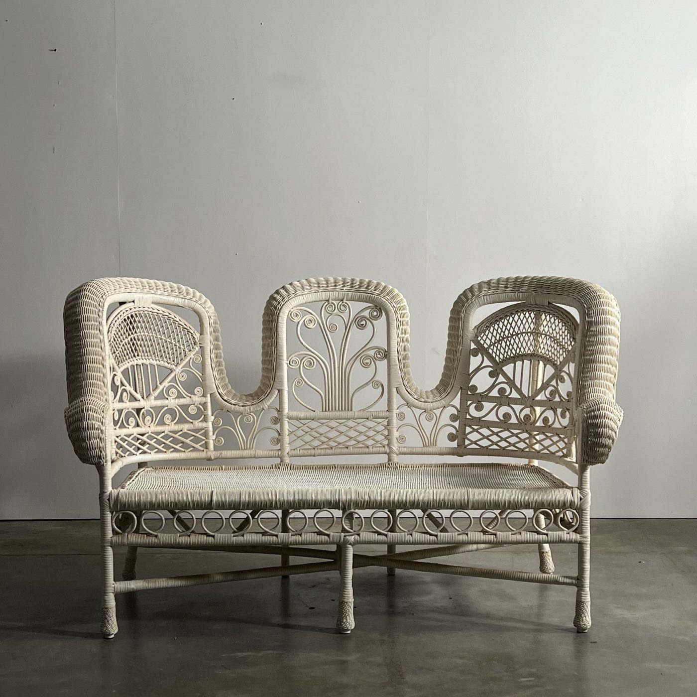 objet-vagabond-rattan-sofa0013