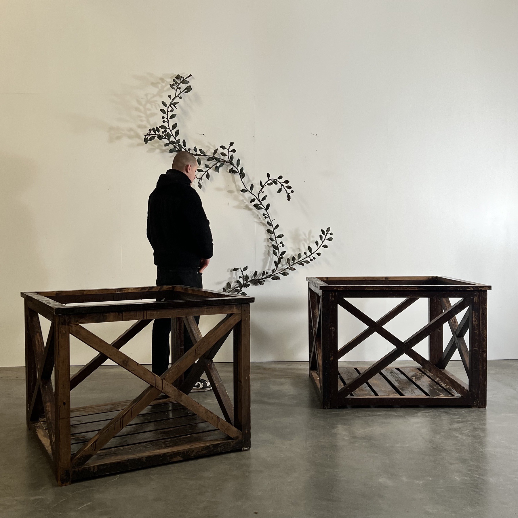 objet-vagabond-wooden-planters0005