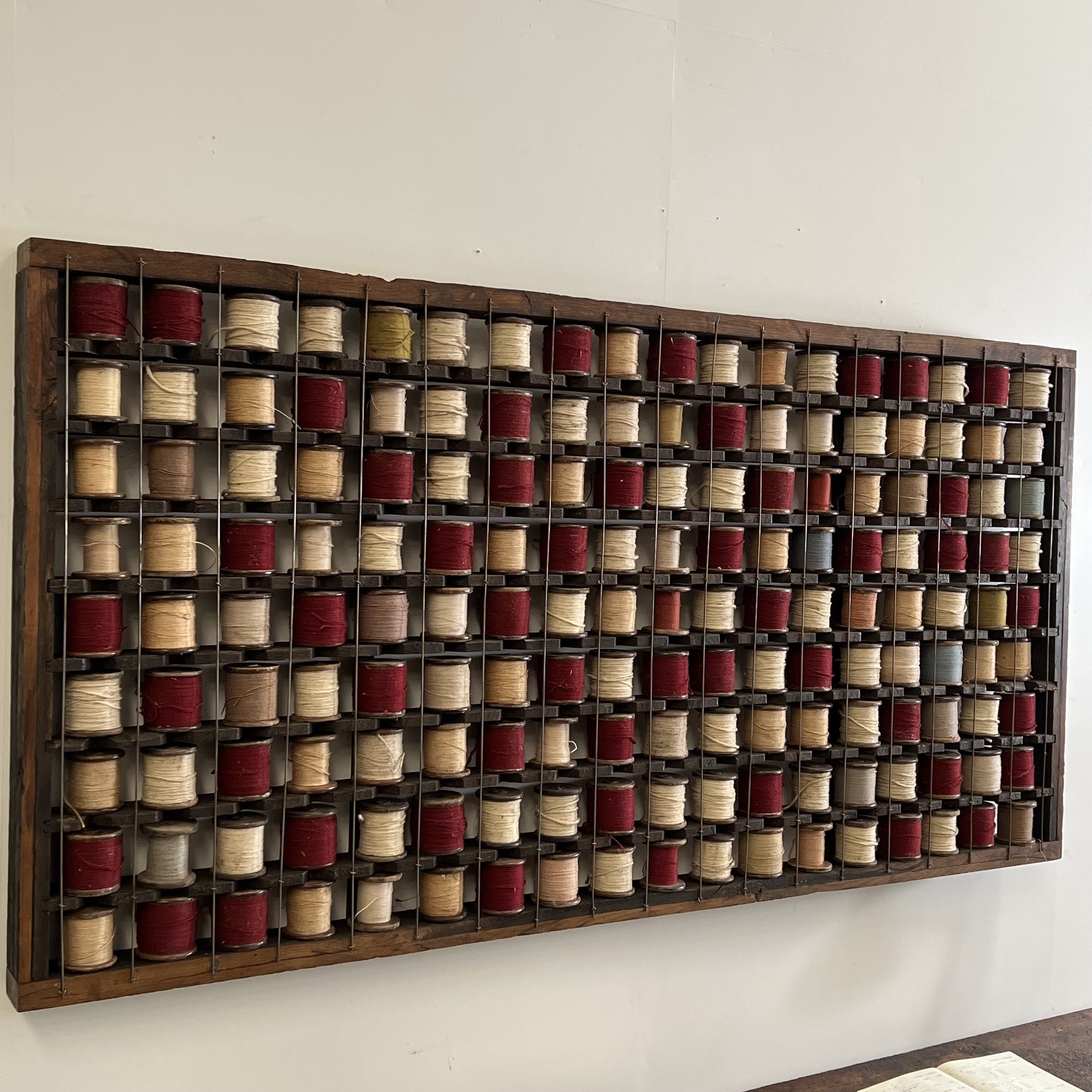 objet-vagabond-wool-bobbinsrack0009