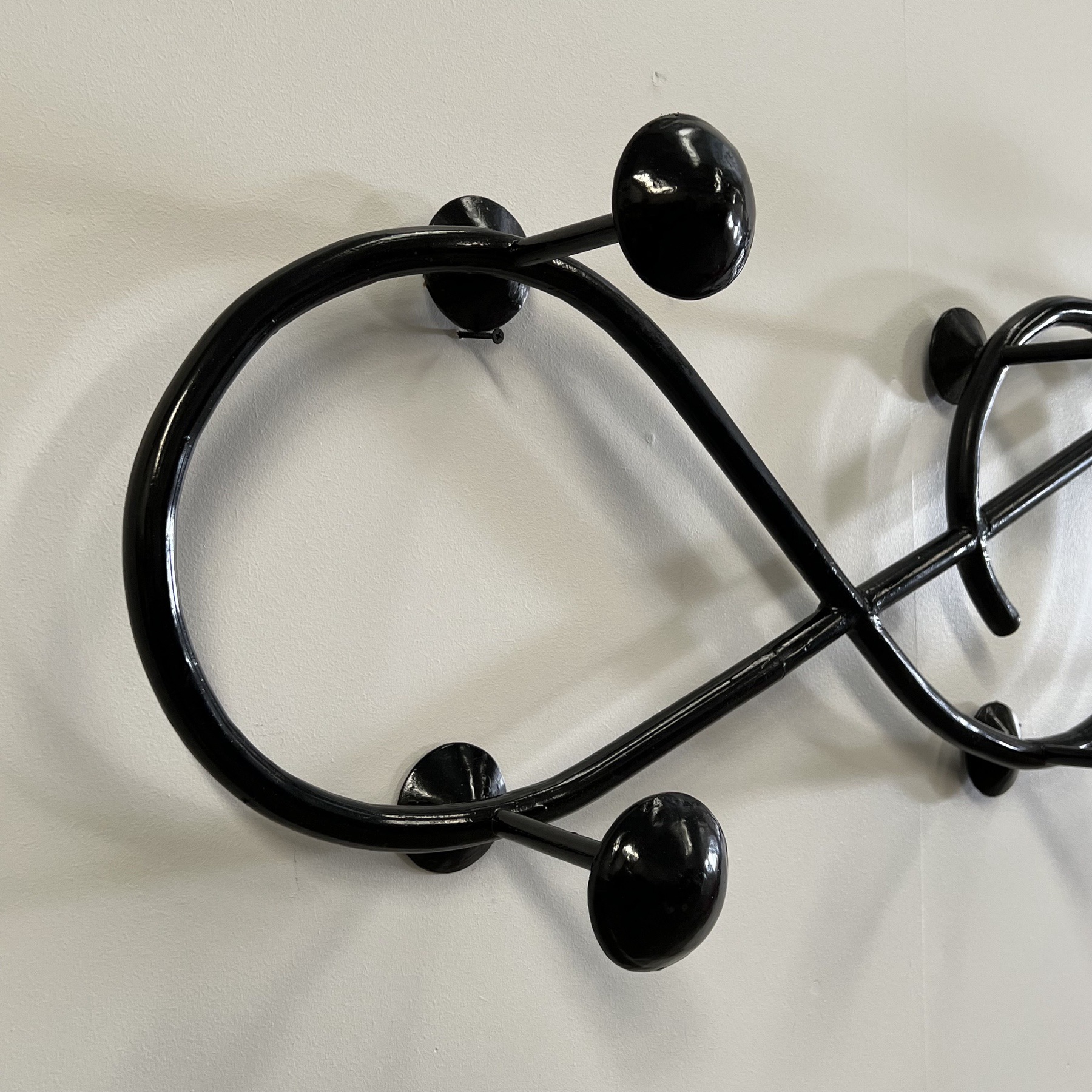 objet-vagabond-metal-coatrack0003