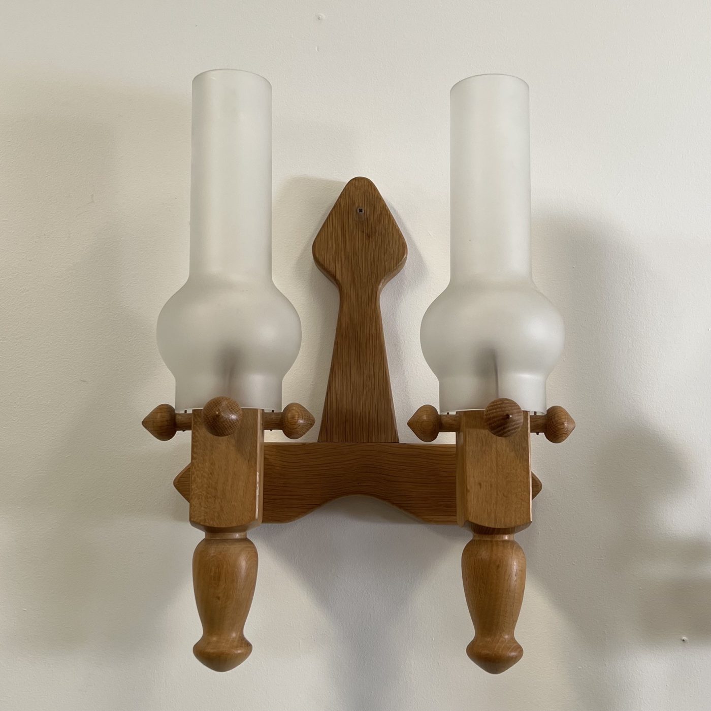 objet-vagabond-midcentury-sconces0000