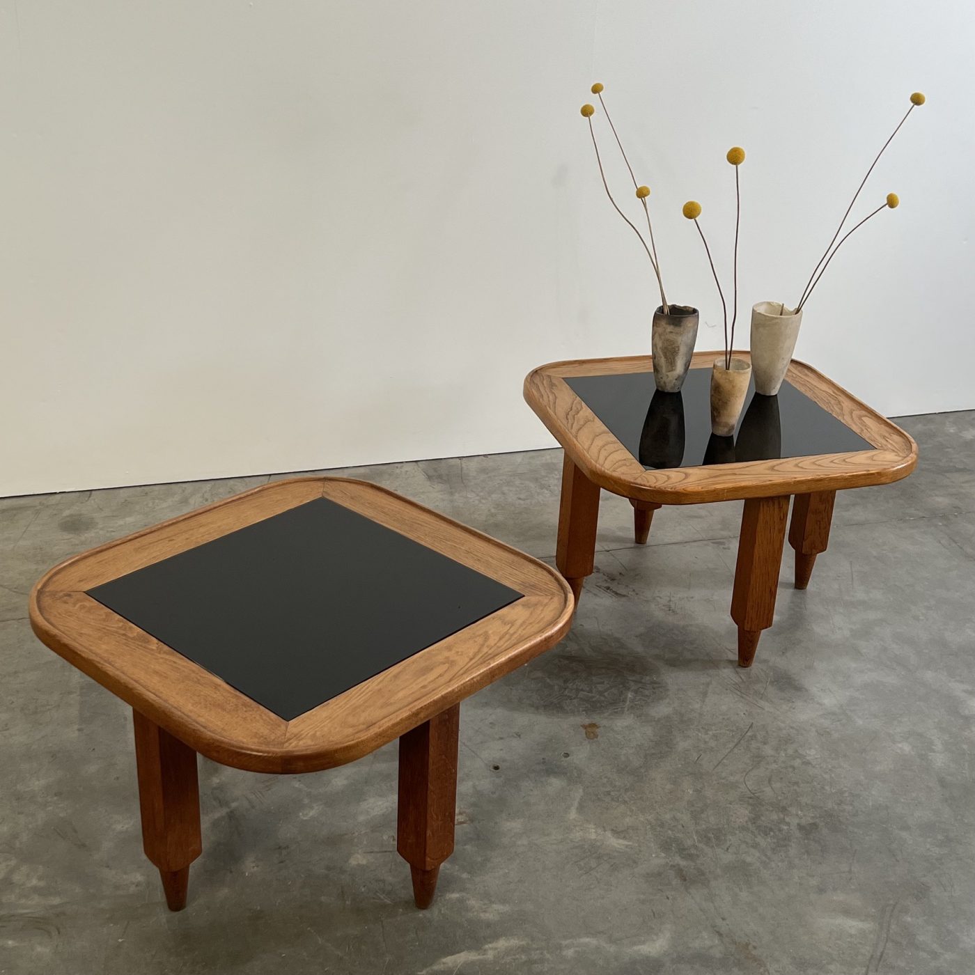 objet-vagabond-midcentury-sidetables0004