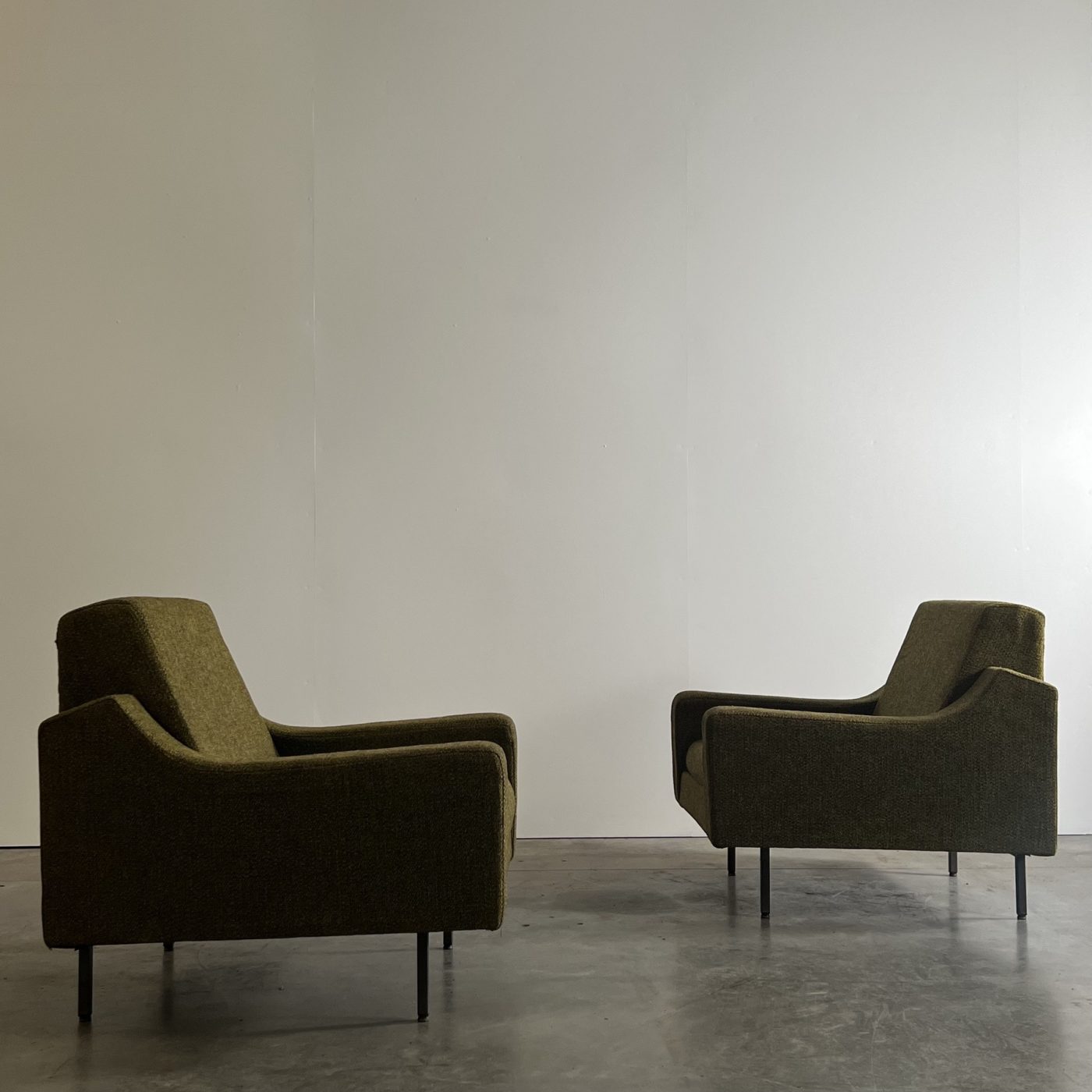 objet-vagabond-rmidcentury-armchairs0005