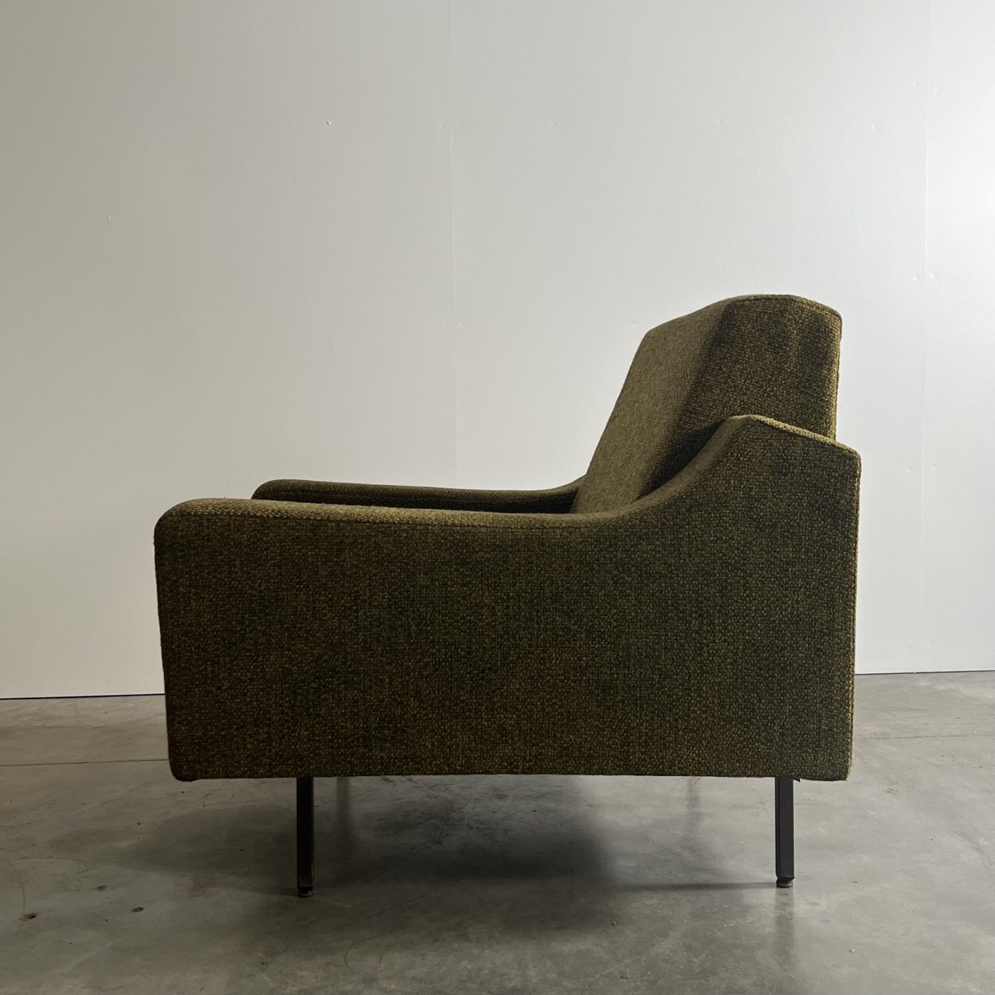 objet-vagabond-rmidcentury-armchairs0006