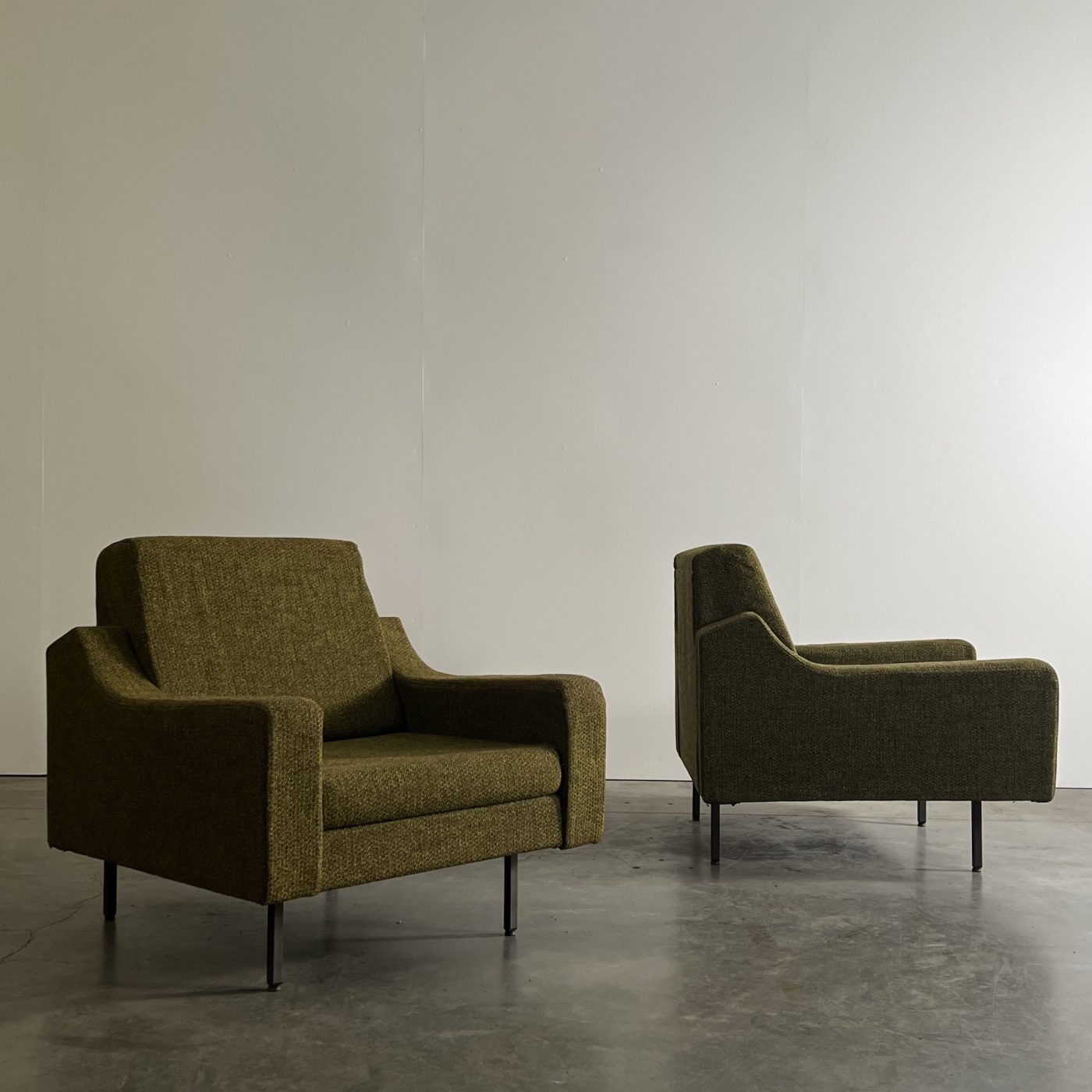 objet-vagabond-rmidcentury-armchairs0010