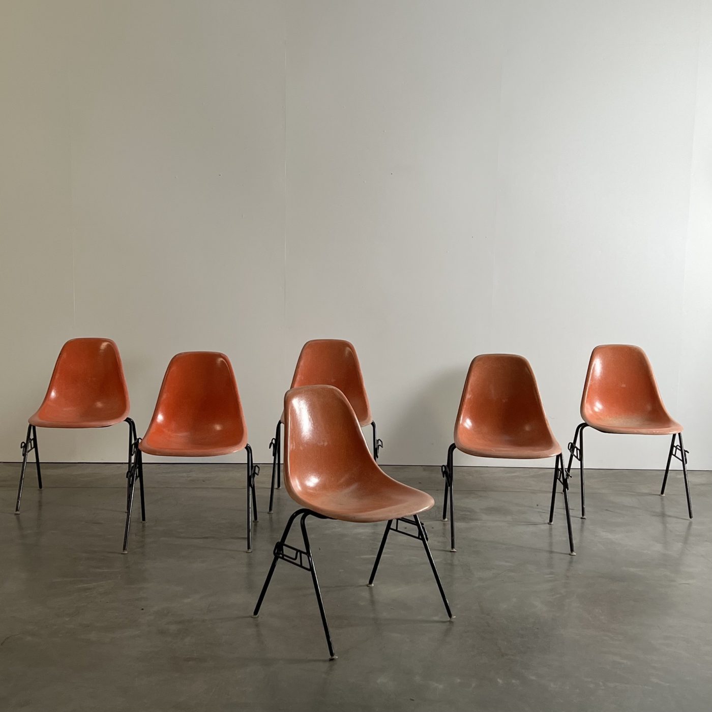 objet-eames-chairs0006