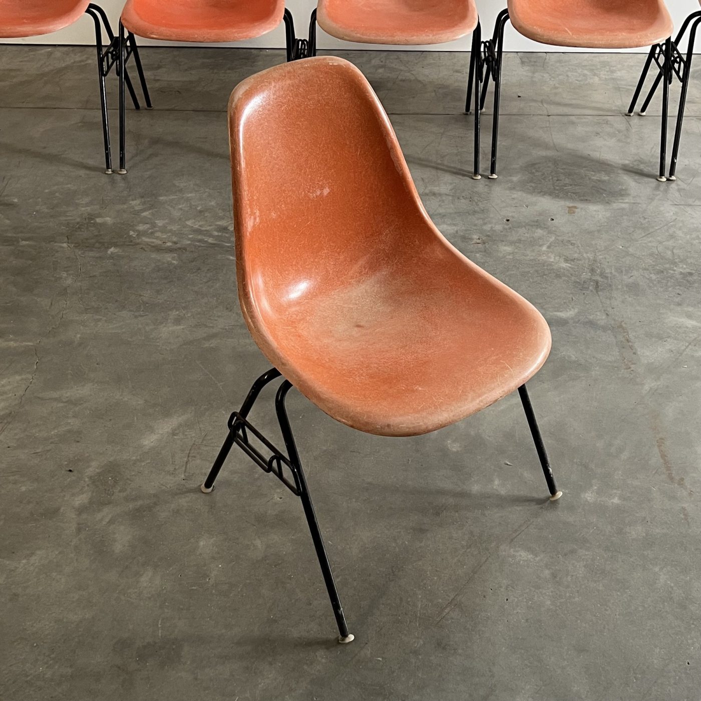 objet-eames-chairs0008