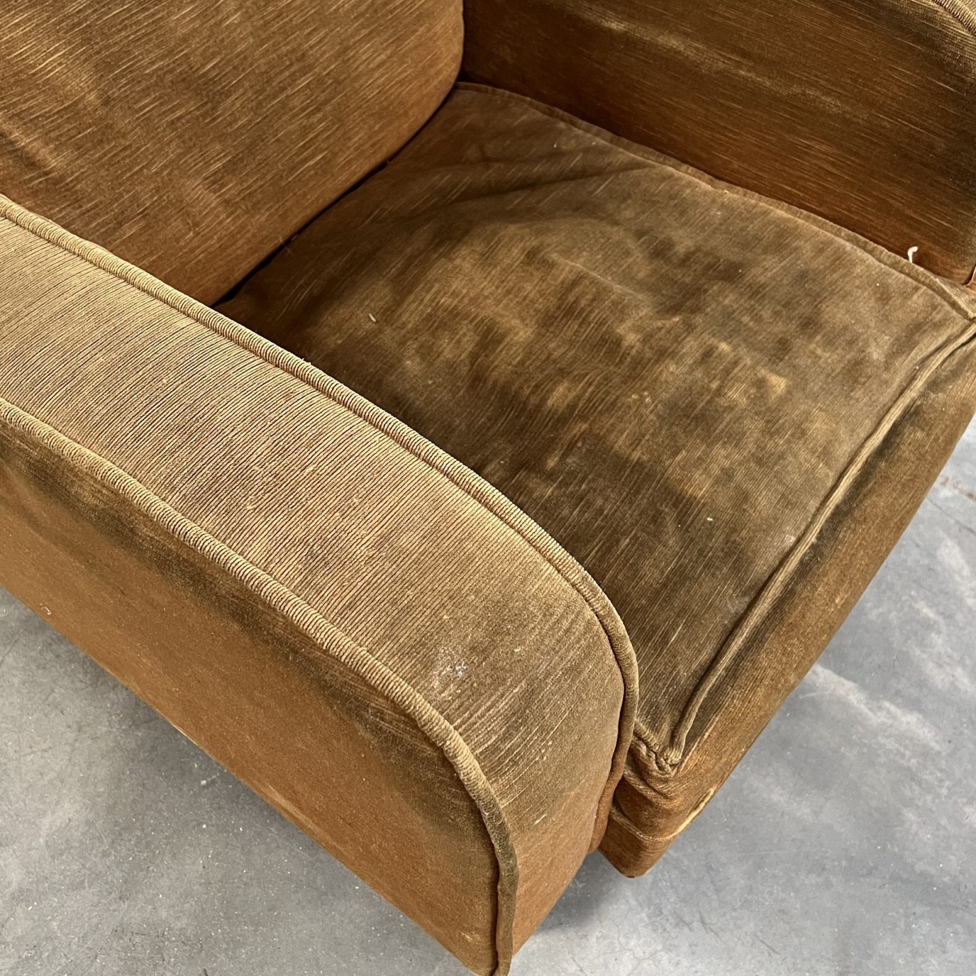 objet-primitive-vintage-armchairs0005