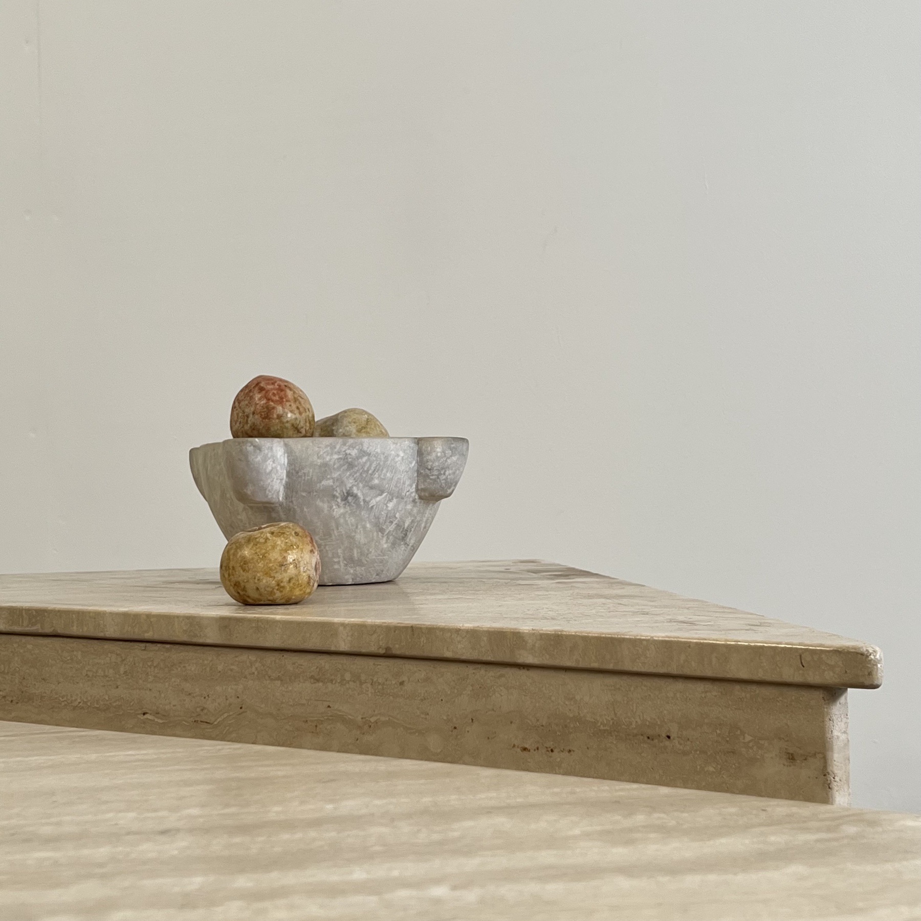 objet-travertin-coffeetable0003