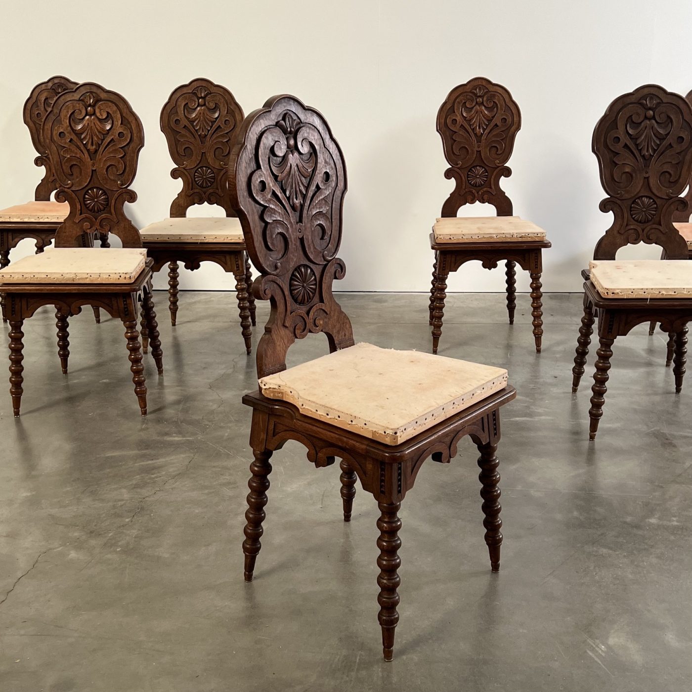 objet-vagabond-antique-chairs0004