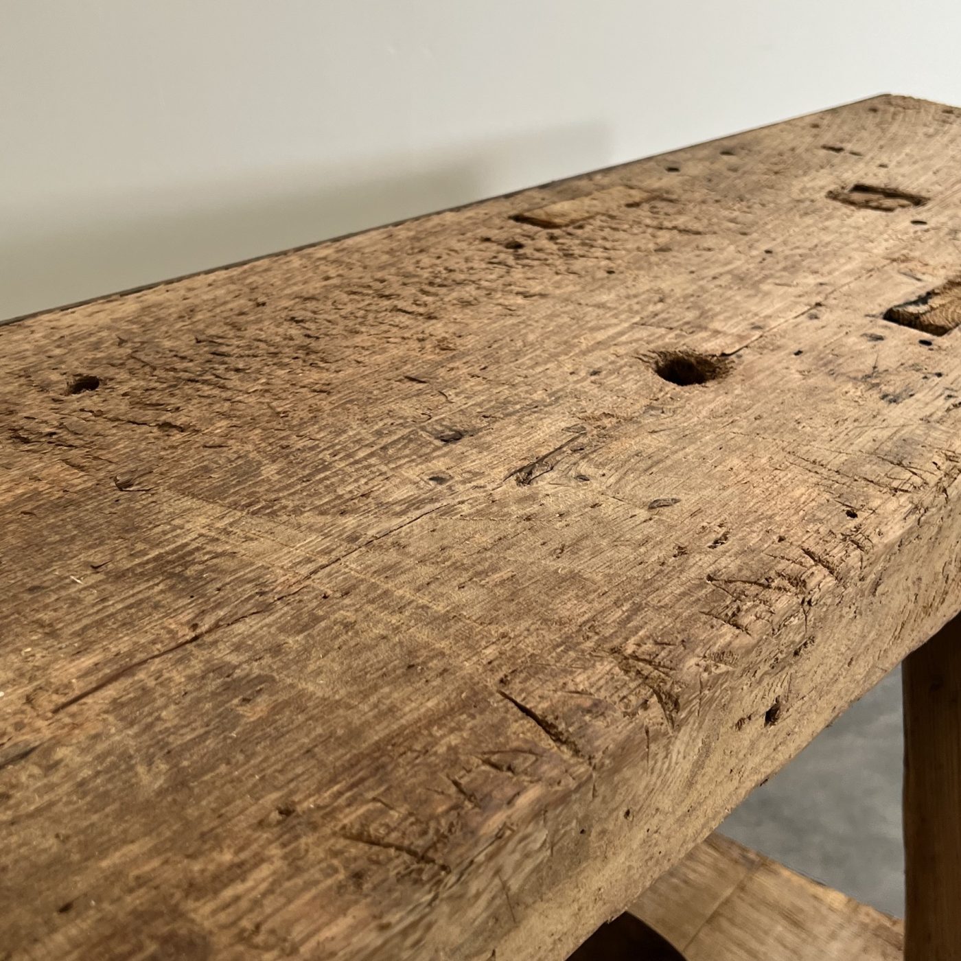 objet-vagabond-carpenter-table0006