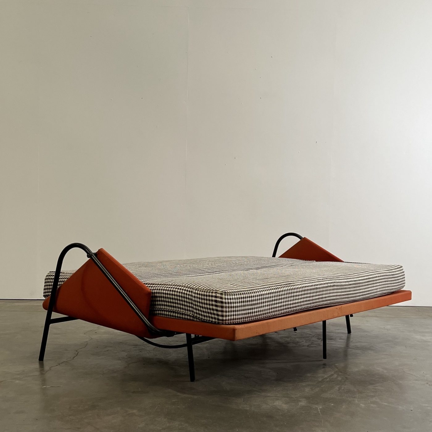 objet-vagabond-vintage-sofa0003