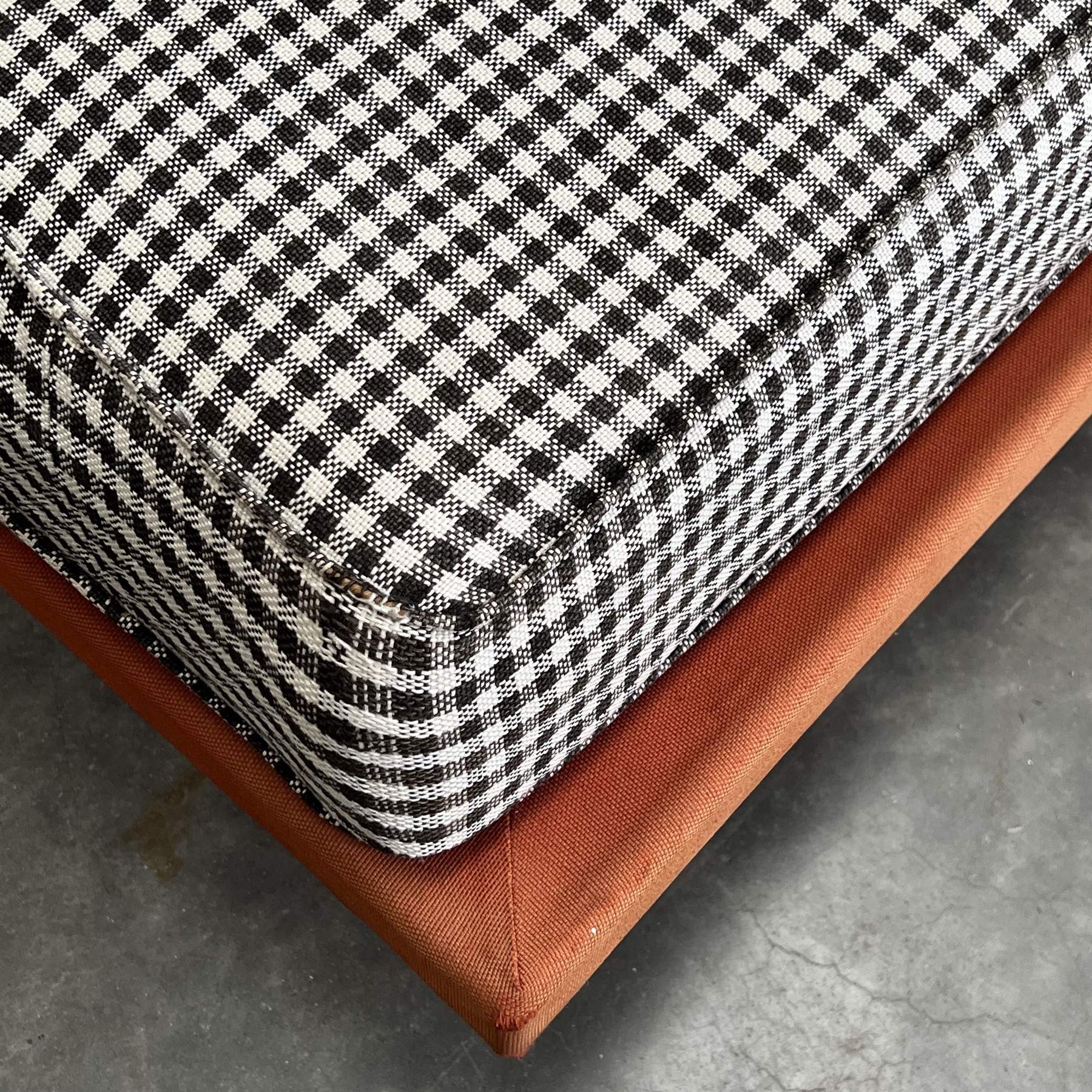 objet-vagabond-vintage-sofa0012