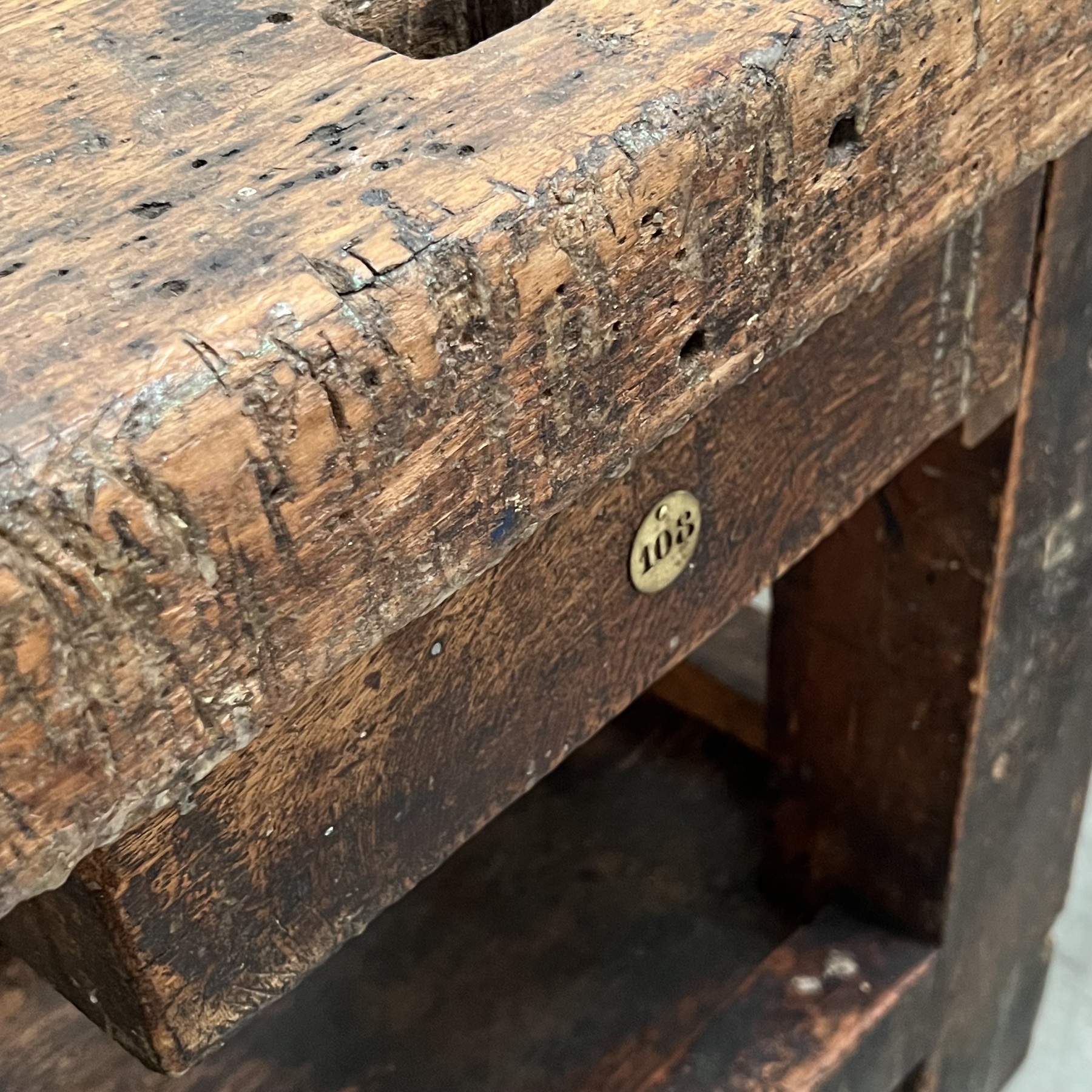 objet-vagabond-carpenter-bench0006