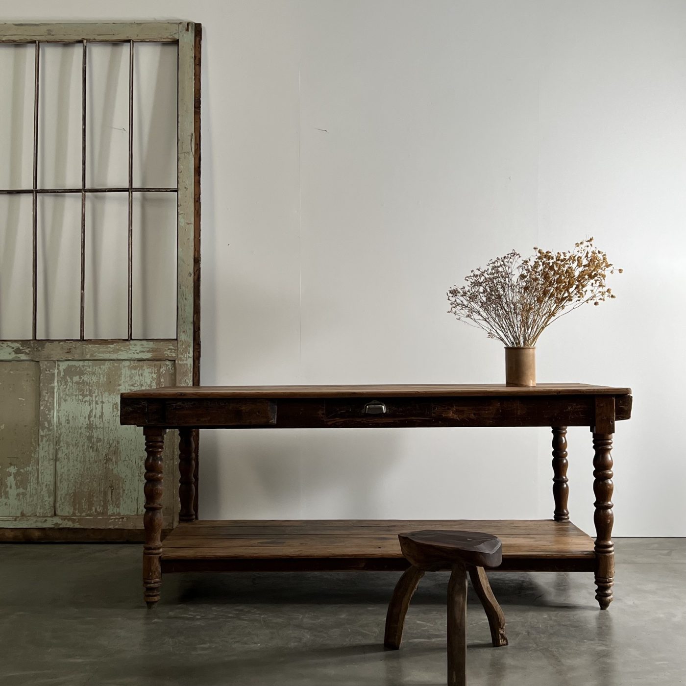 objet-vagabond-draper-table0008