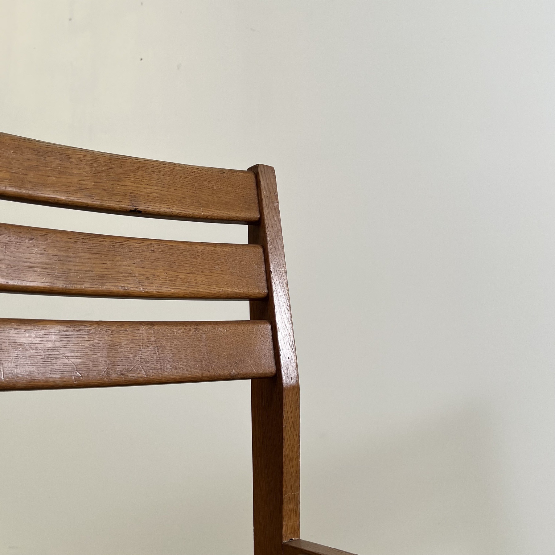 objet-vagabond-midcentury-chairs0000