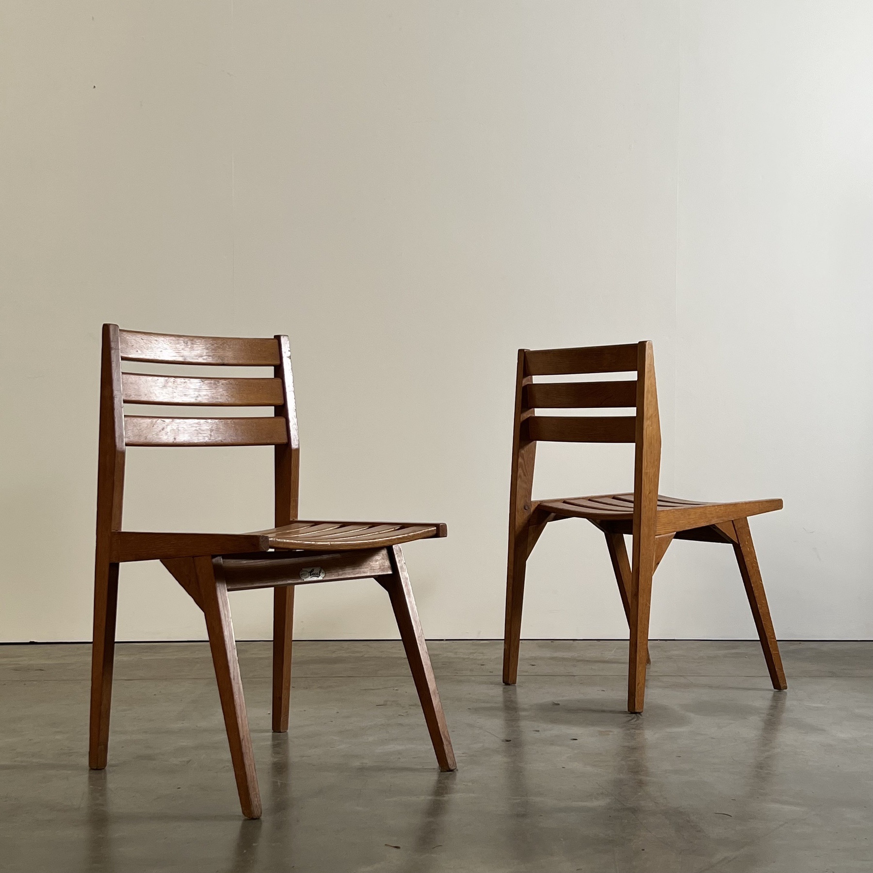 objet-vagabond-midcentury-chairs0005