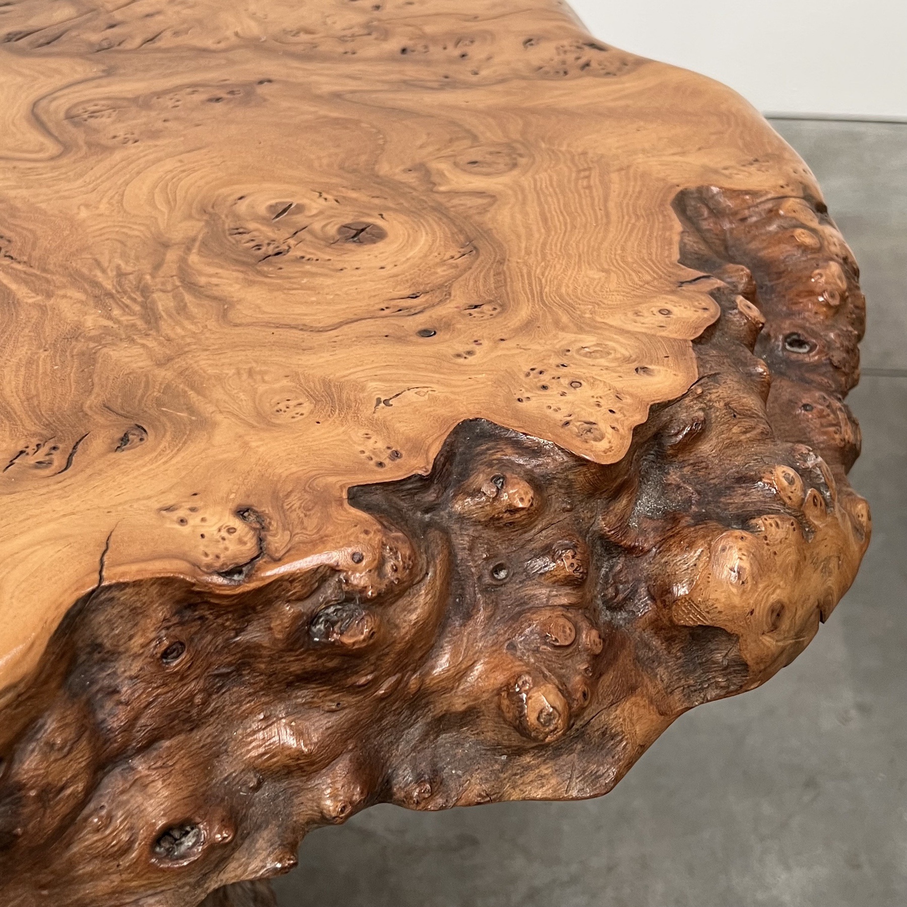 objet-vagabond-primitive-tables0002