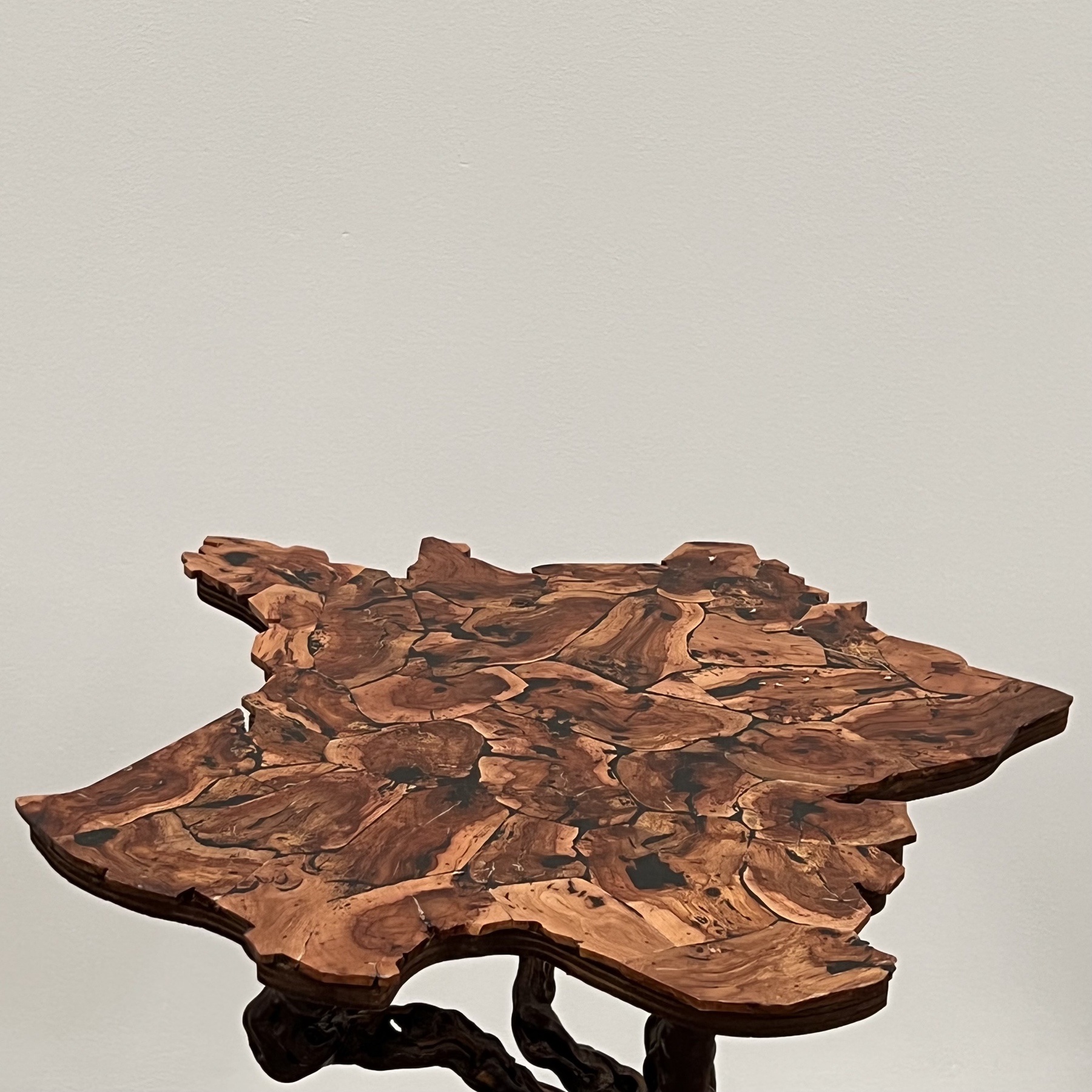 objet-vagabond-roots-pedestal0003