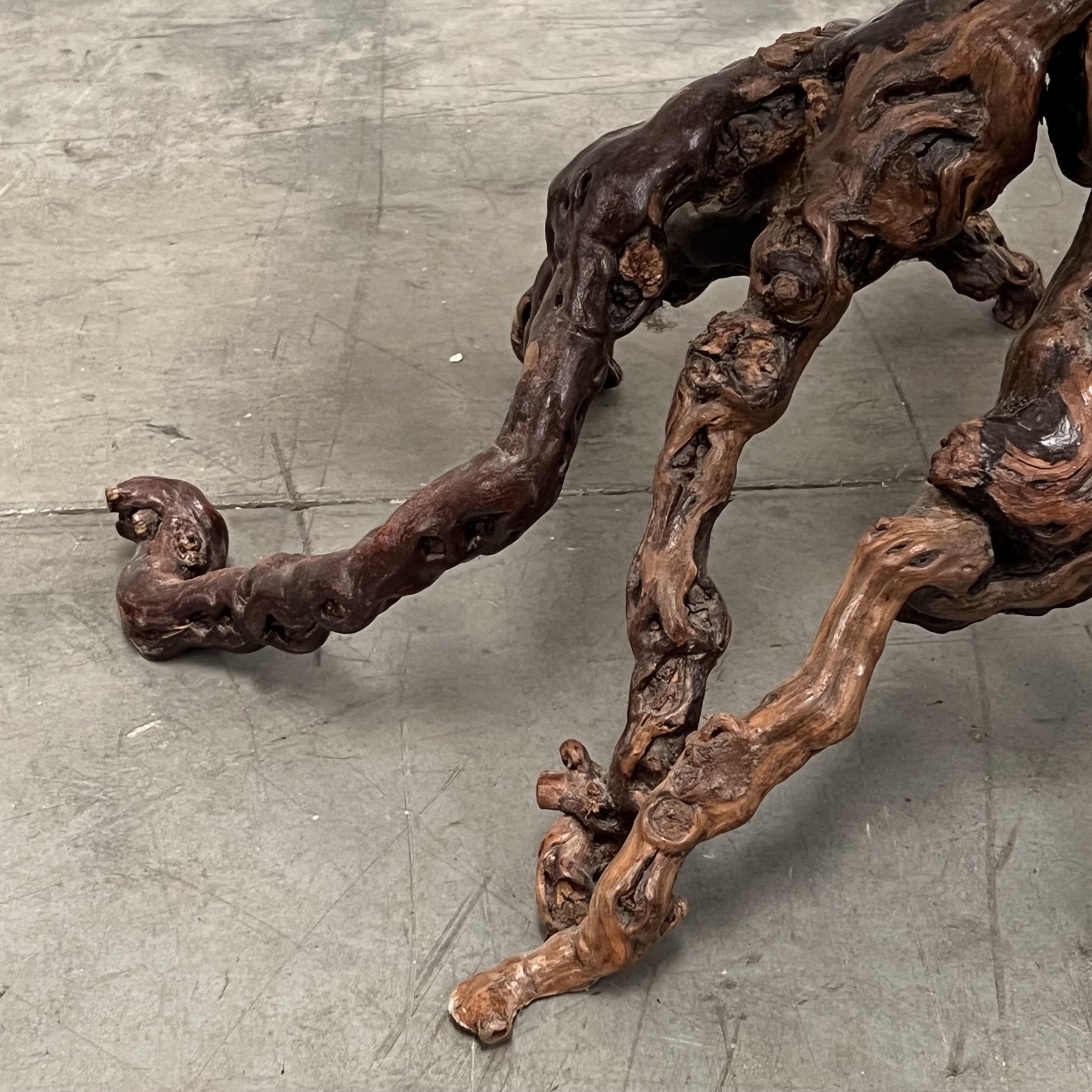 objet-vagabond-roots-pedestal0004