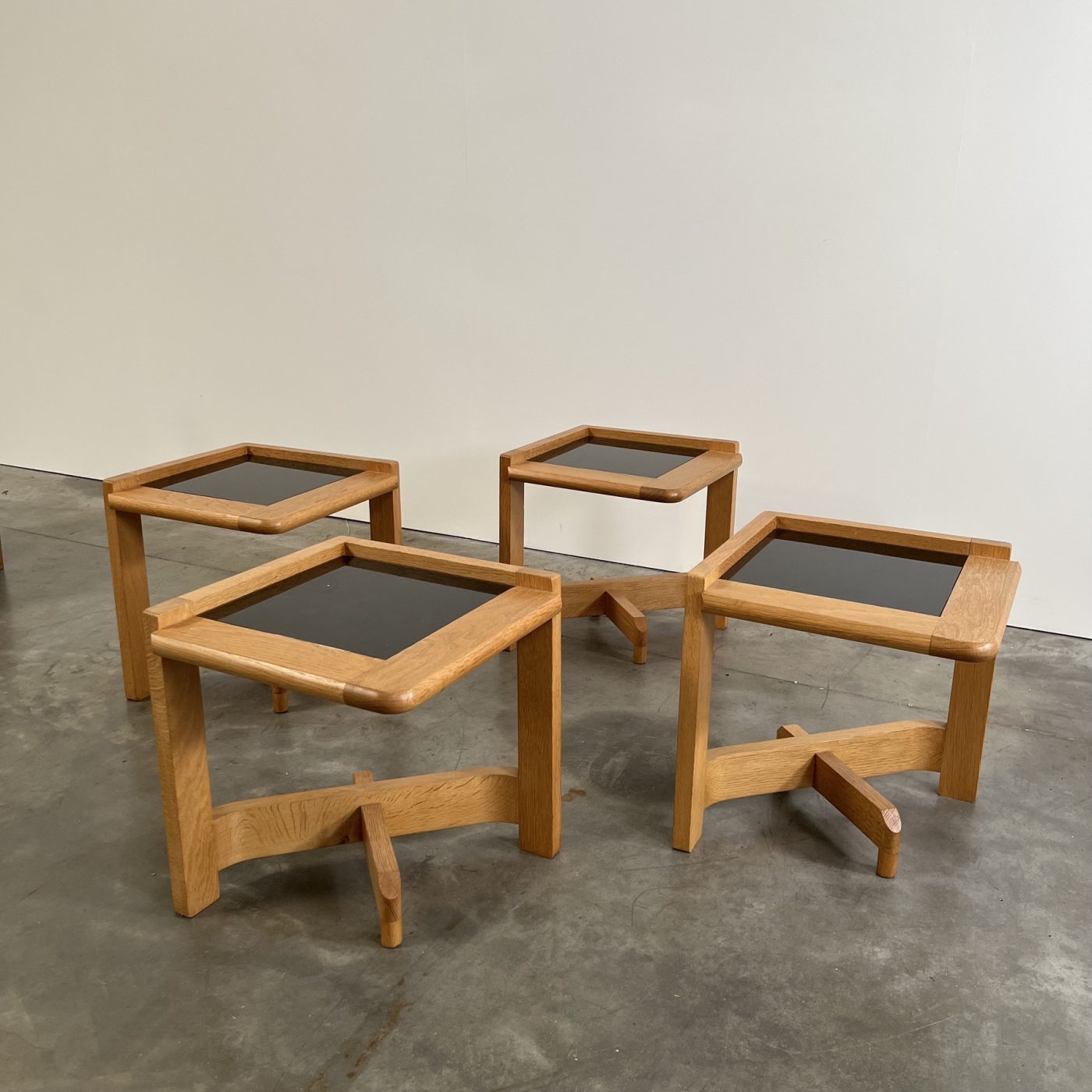 objet-vagabond-guillerme-coffee-tables0000