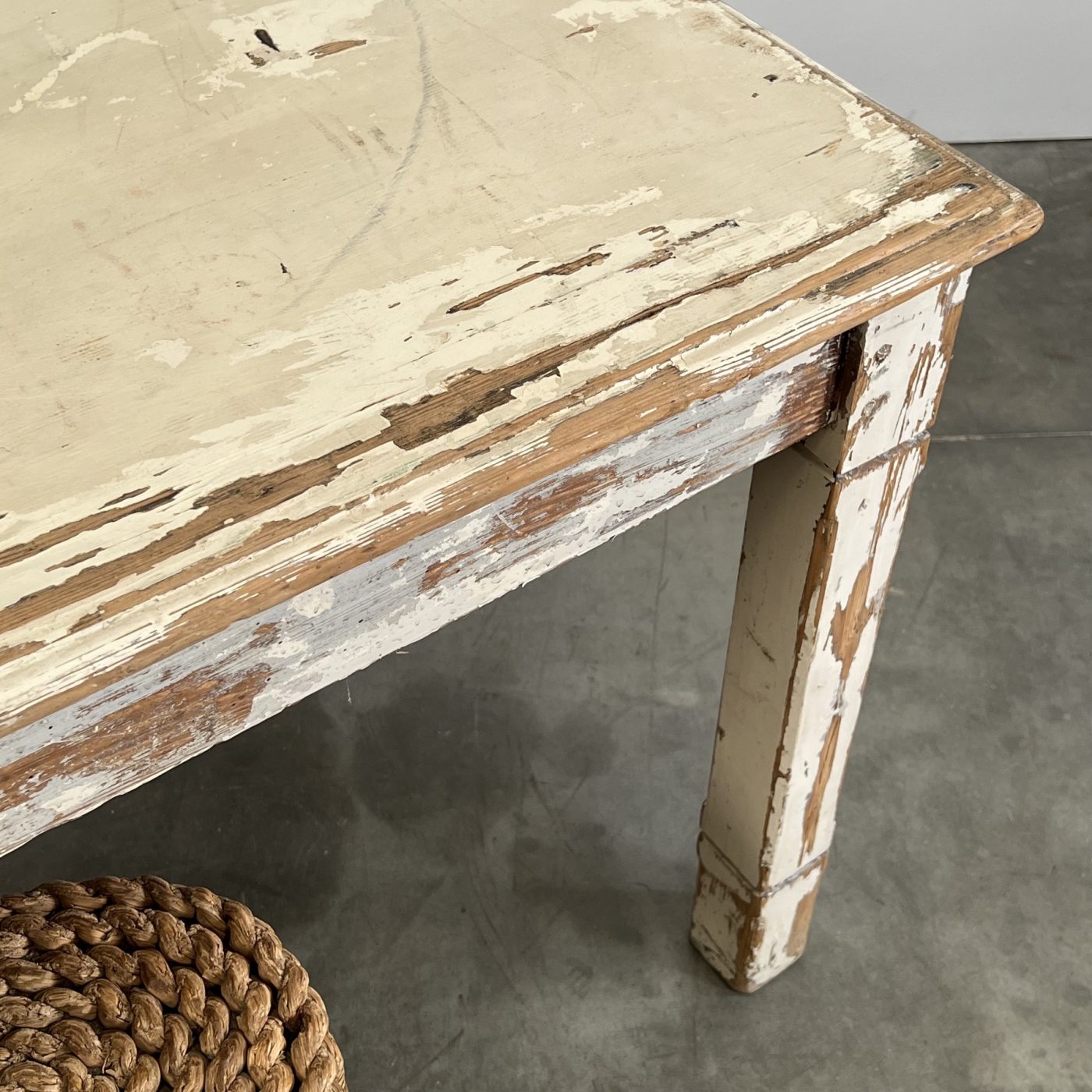 objet-vagabond-painted-table0001