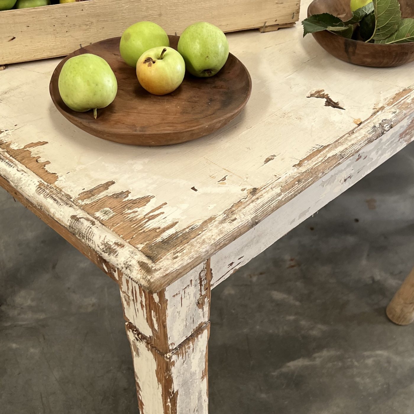 objet-vagabond-painted-table0005