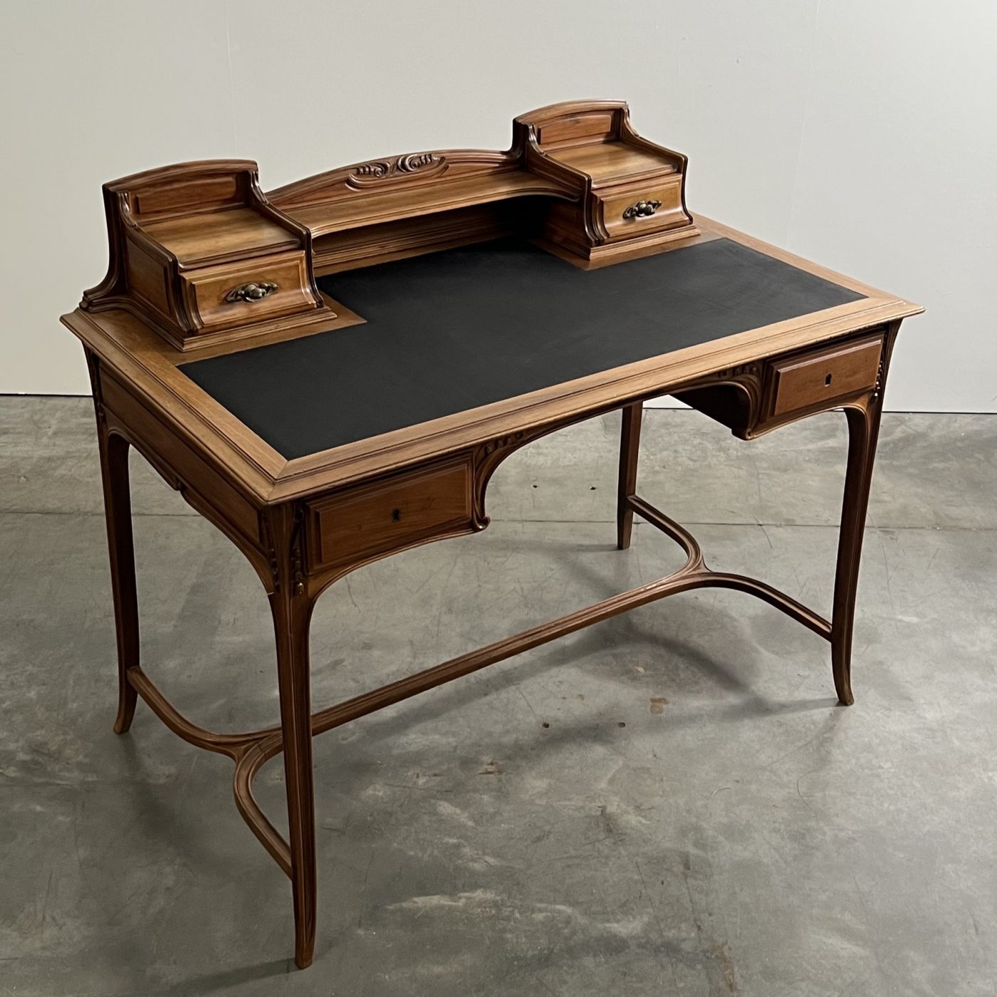 objet-vagabond-artnouveau-desk0003