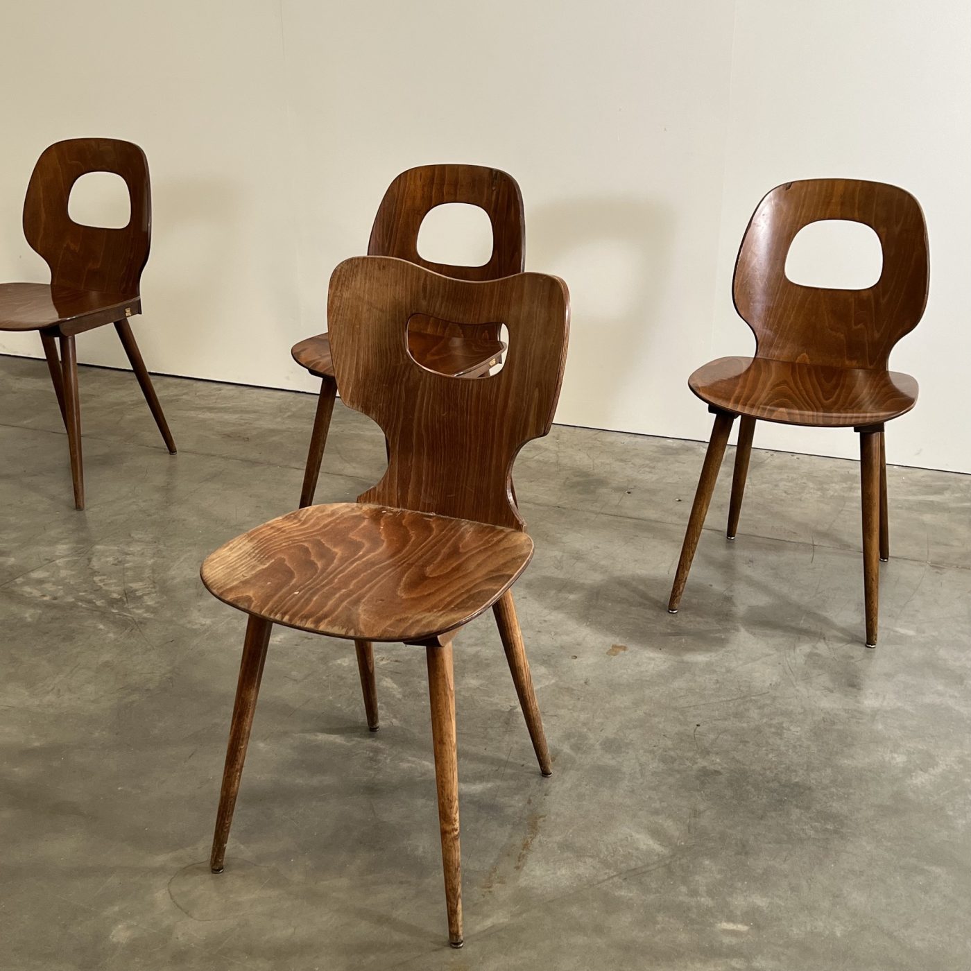 objet-vagabond-bistrot-chairs0002