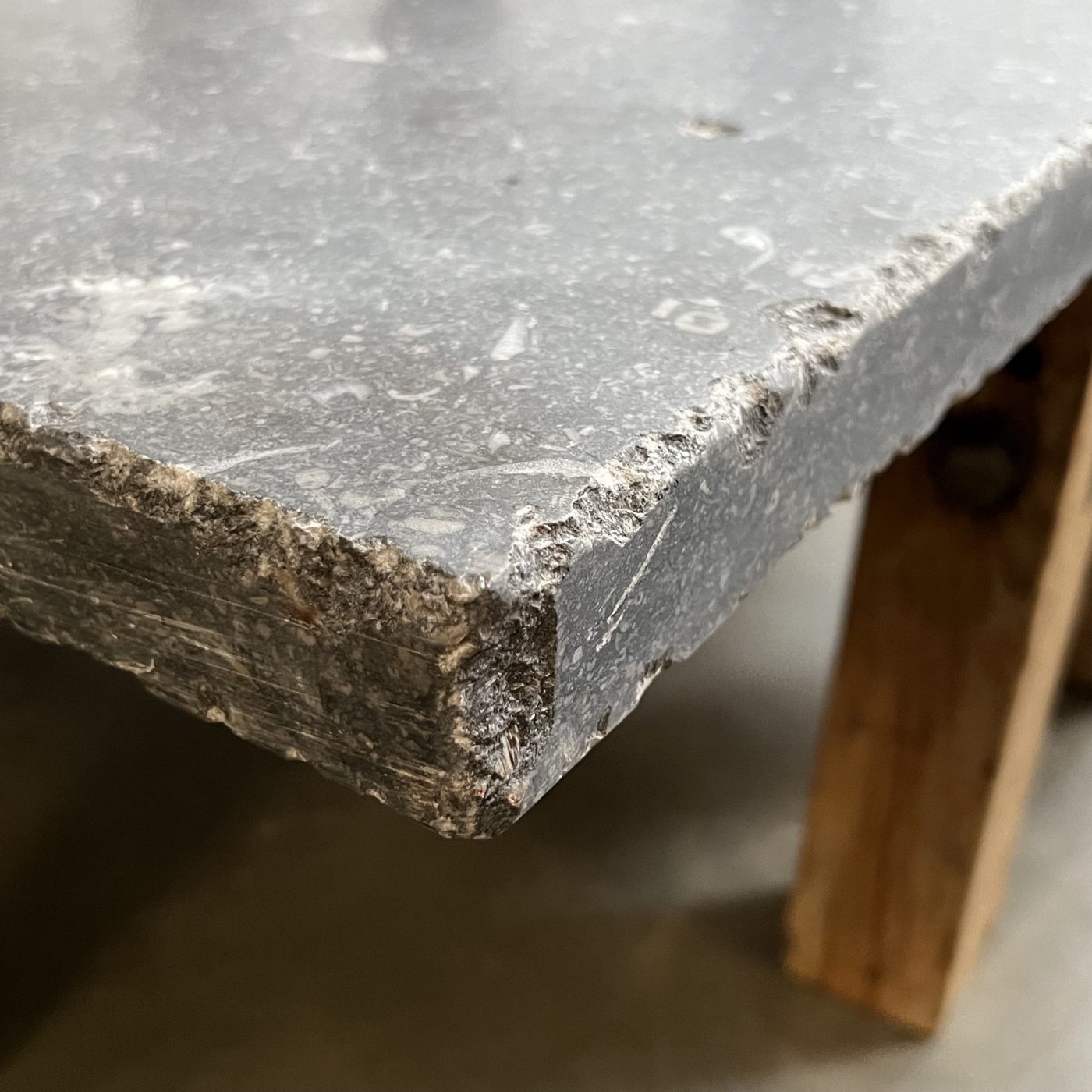 objet-vagabond-stone-coffeetable0001