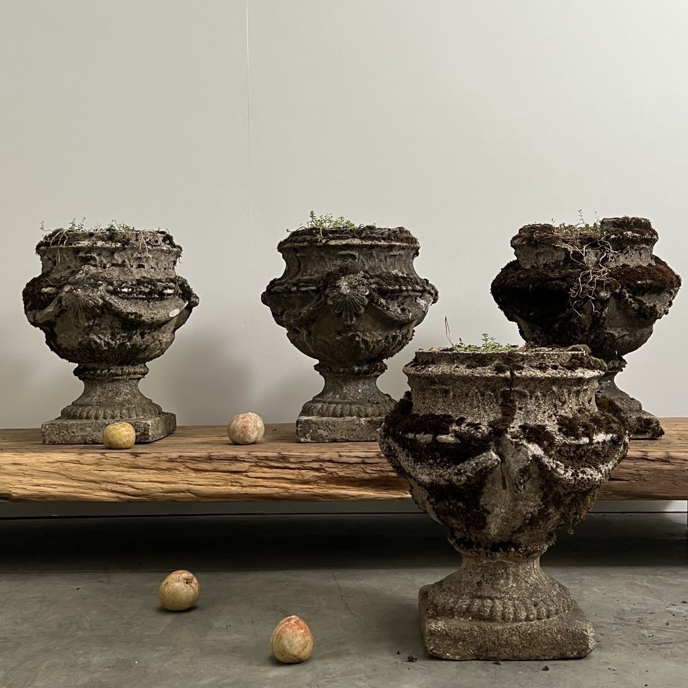 objet-vagabond-concrete-planters0004