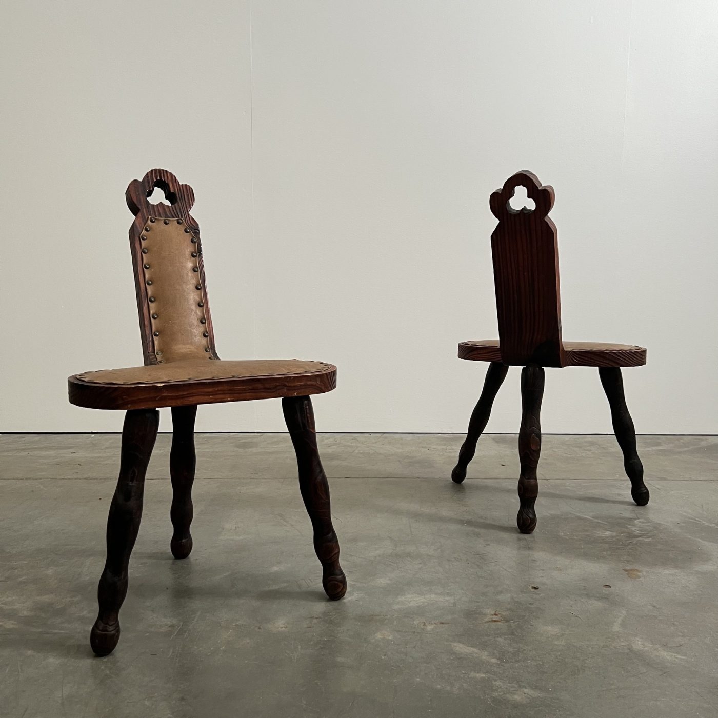 objet-vagabond-primitive-chairs0001