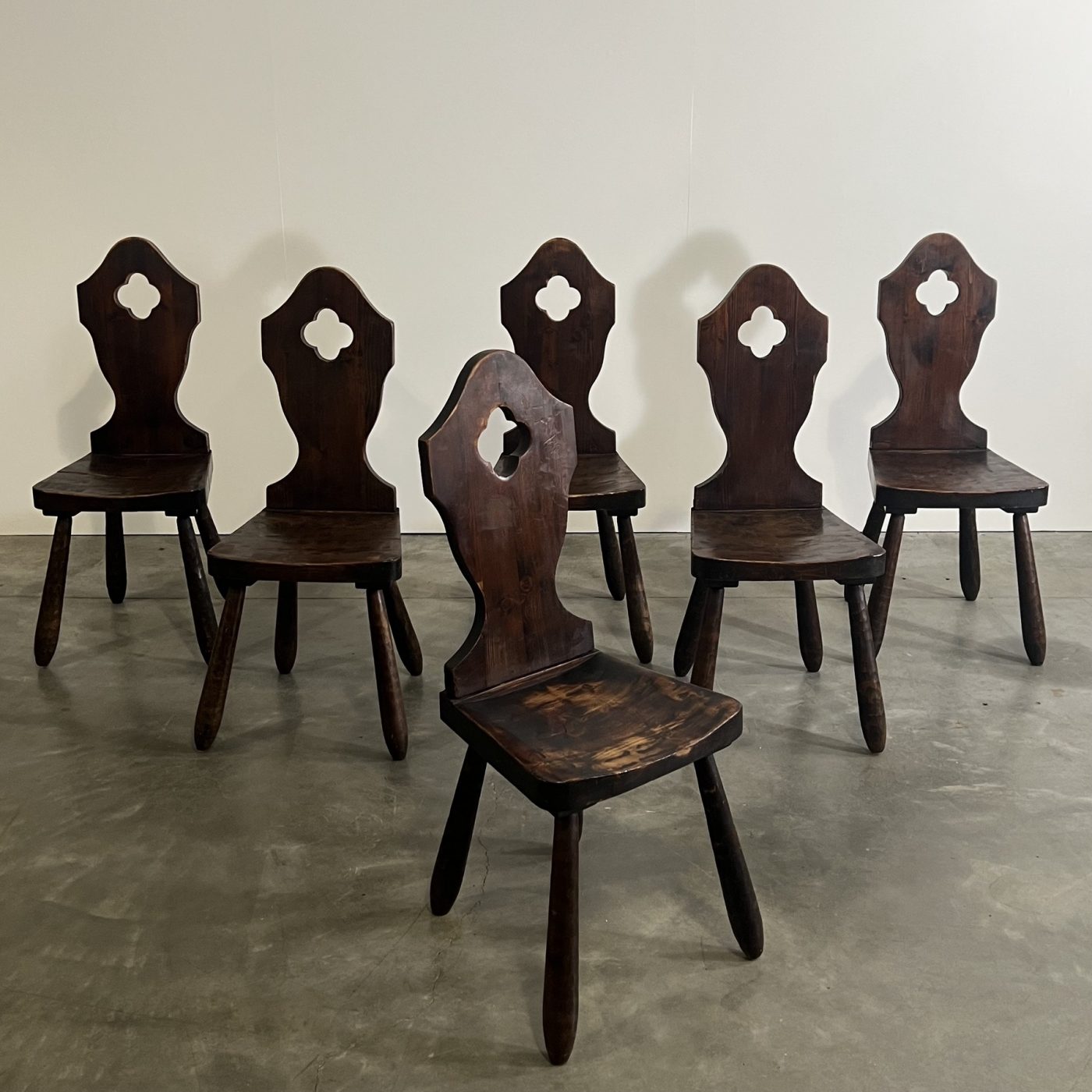 objet-vagabond-rustic-chairs0003