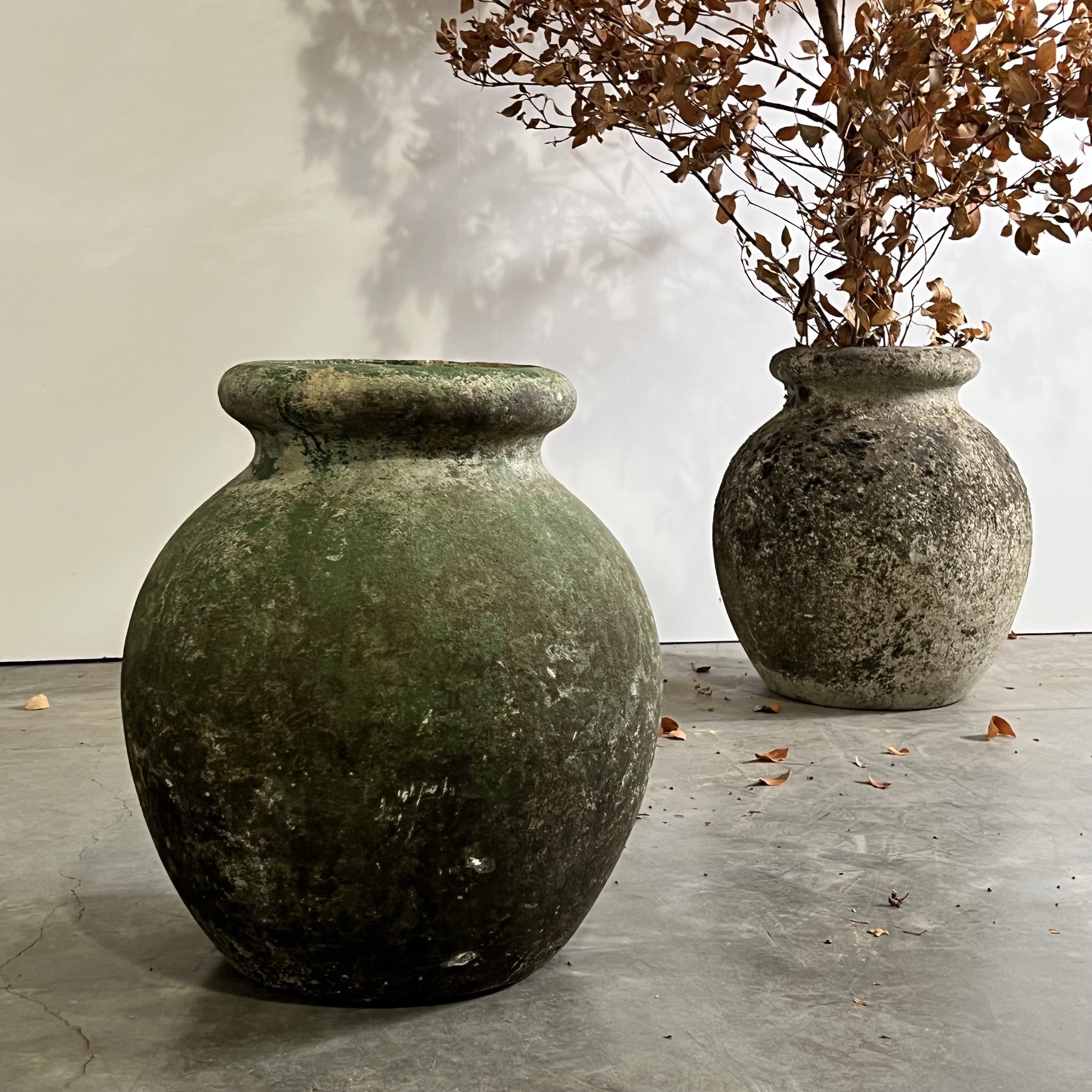 objet-vagabond-concrete-planters0001