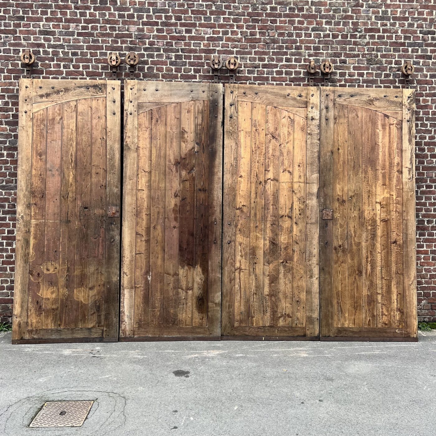 objet-vagabond-factory-doors0008