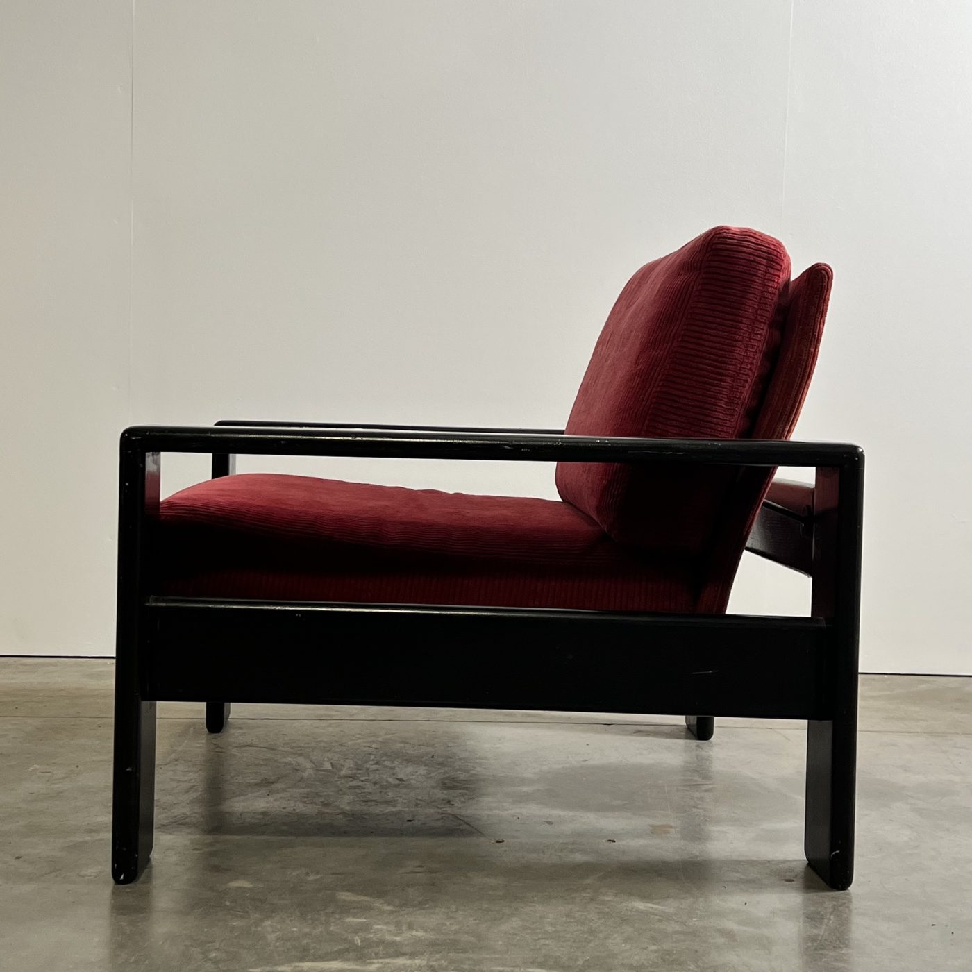 objet-vagabond-large-armchairs0000