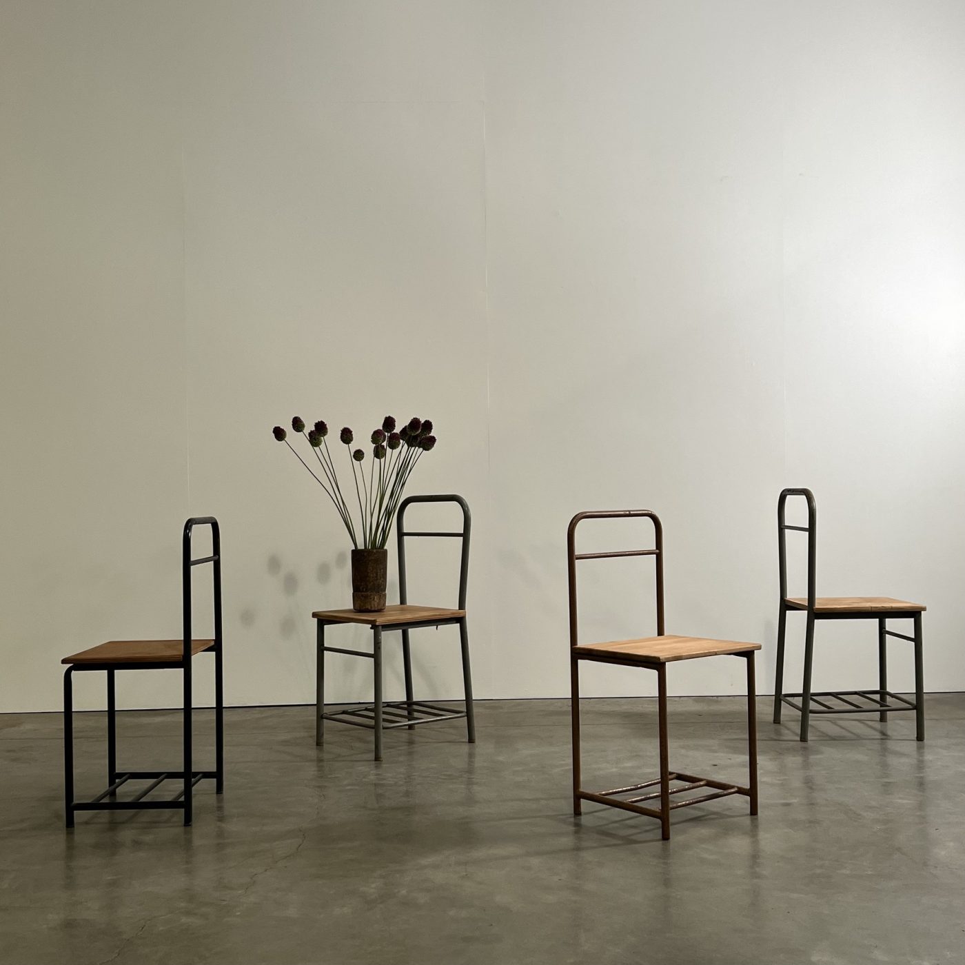 objet-vagabond-metal-chairs0001