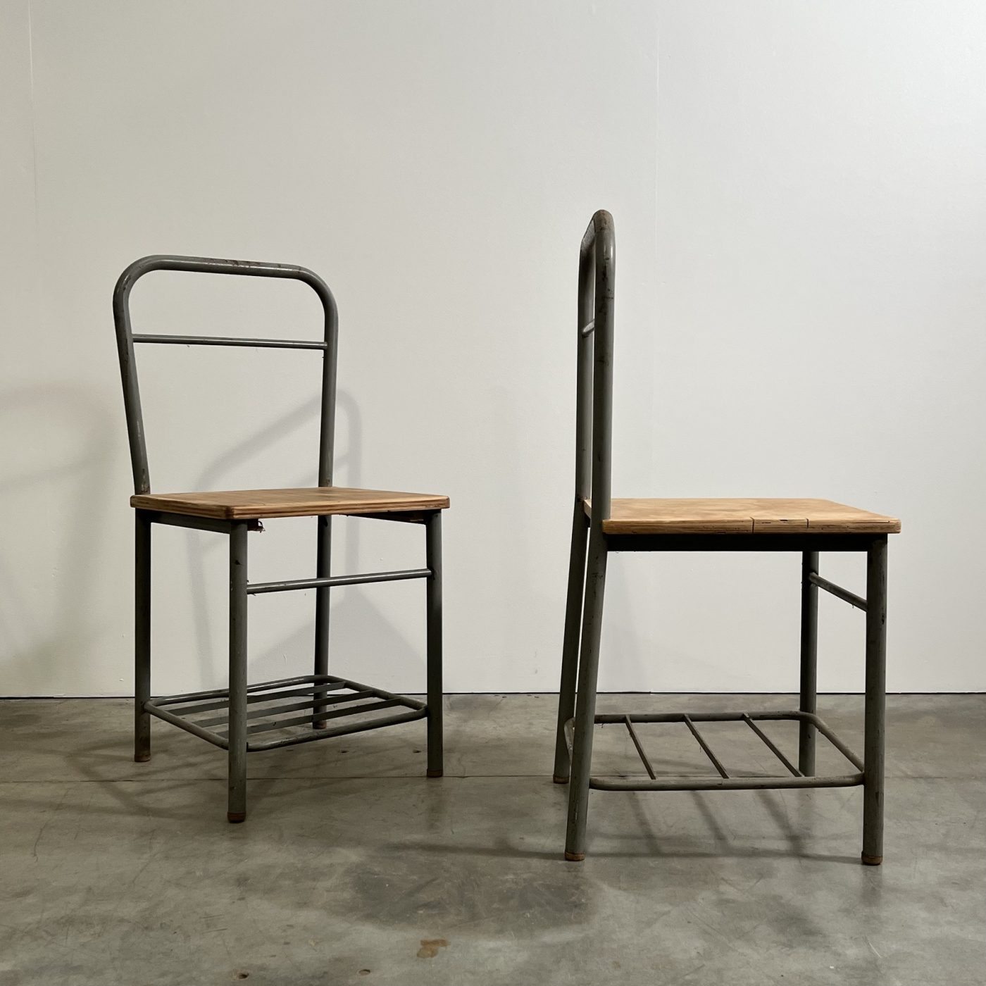 objet-vagabond-metal-chairs0005