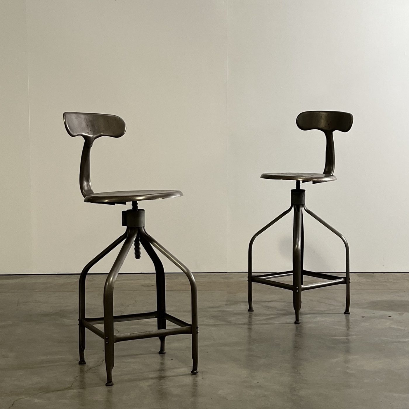 objet-vagabond-nicole-chairs0006