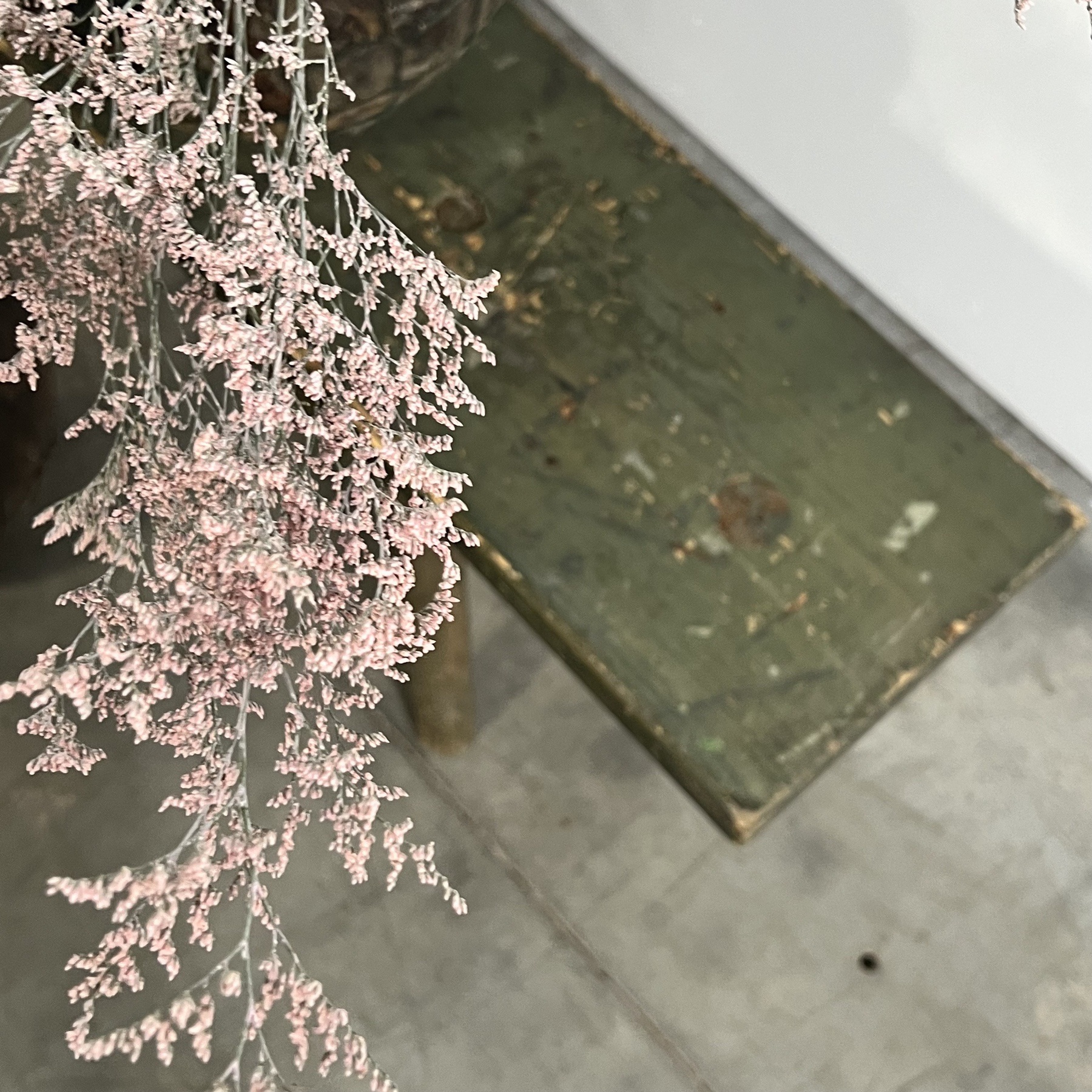 objet-vagabond-painted-bench0001