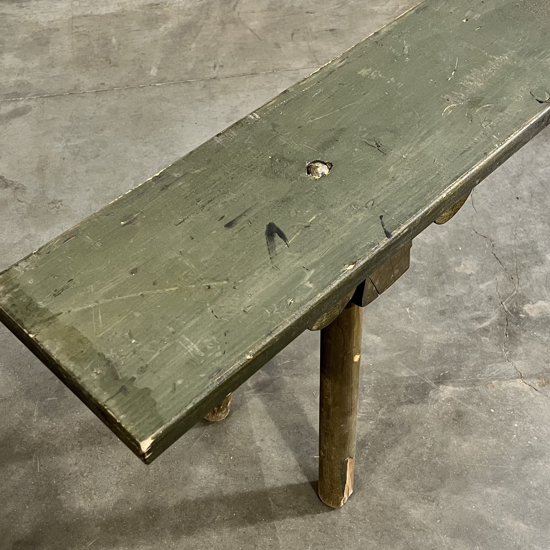 objet-vagabond-painted-bench0003