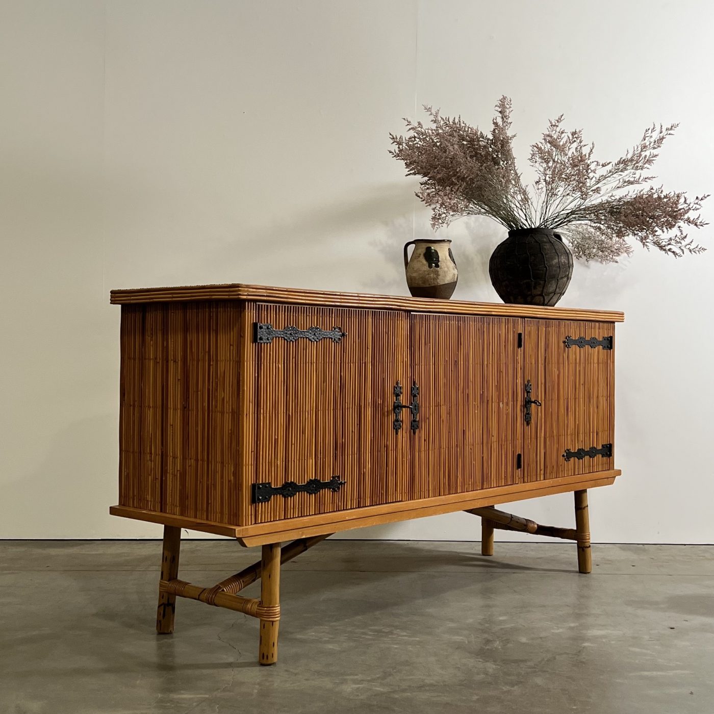 objet-vagabond-rattan-sideboard0005