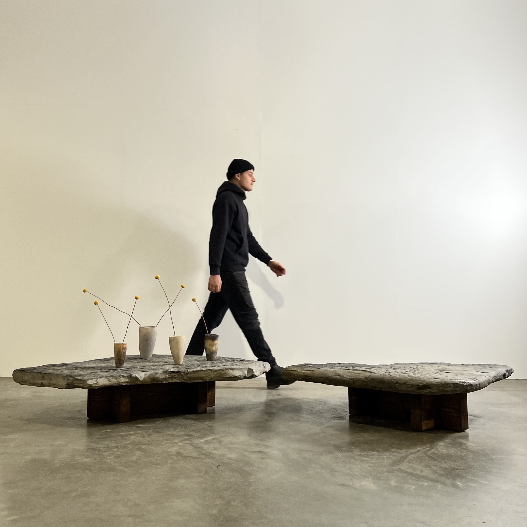 objet-vagabond-stone-coffeetable0005