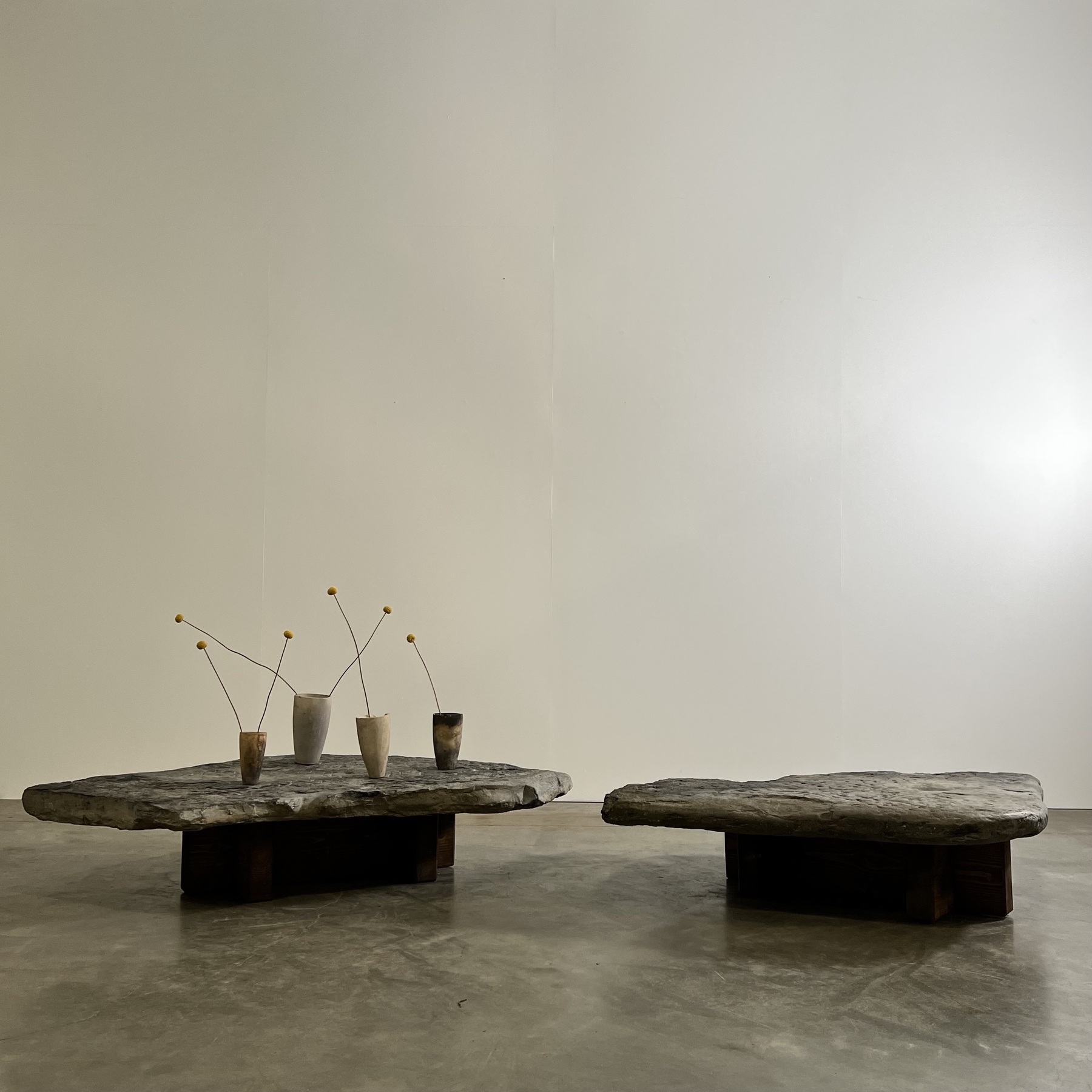 objet-vagabond-stone-coffeetable0007