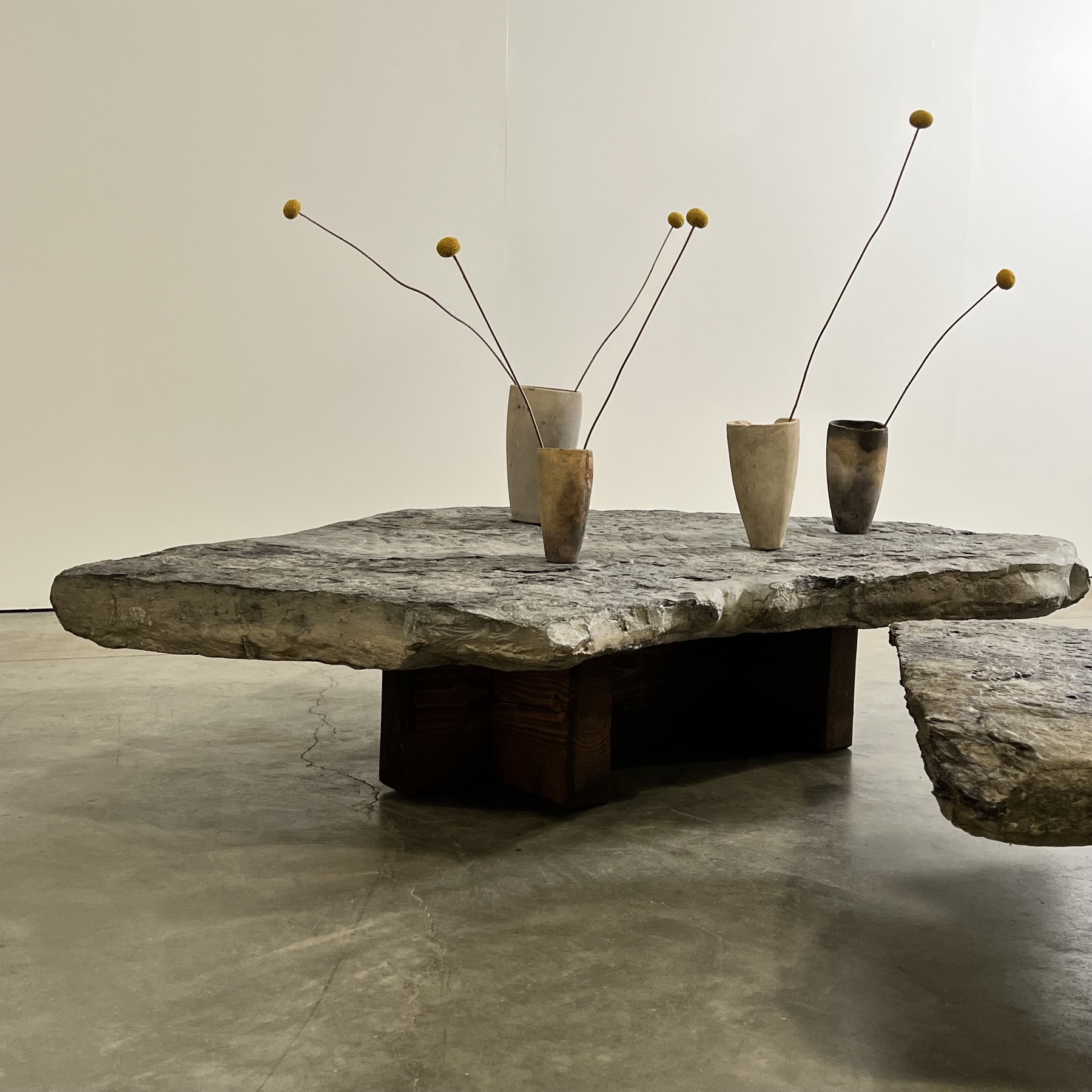 objet-vagabond-stone-coffeetable0012