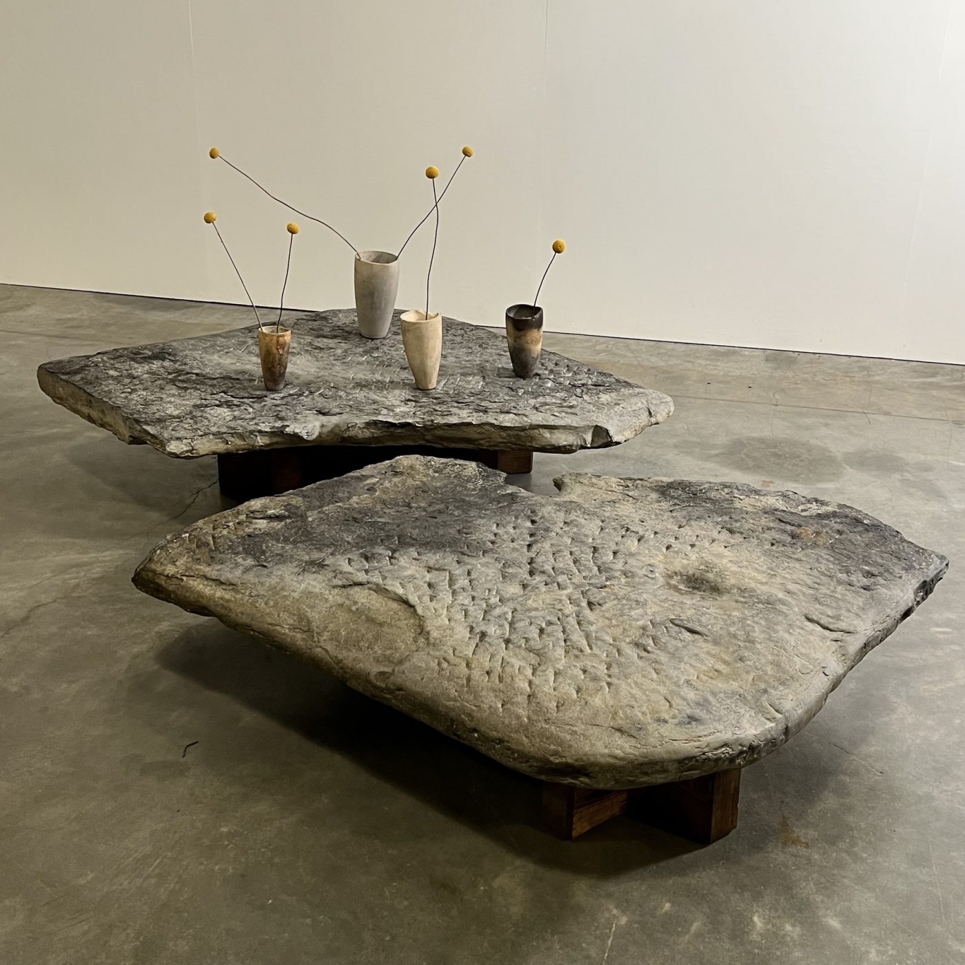 objet-vagabond-stone-coffeetable0014