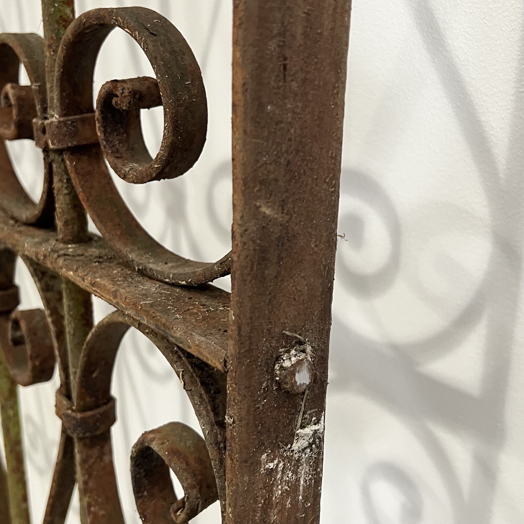 objet-vagabond-wroughtiron-grill0004