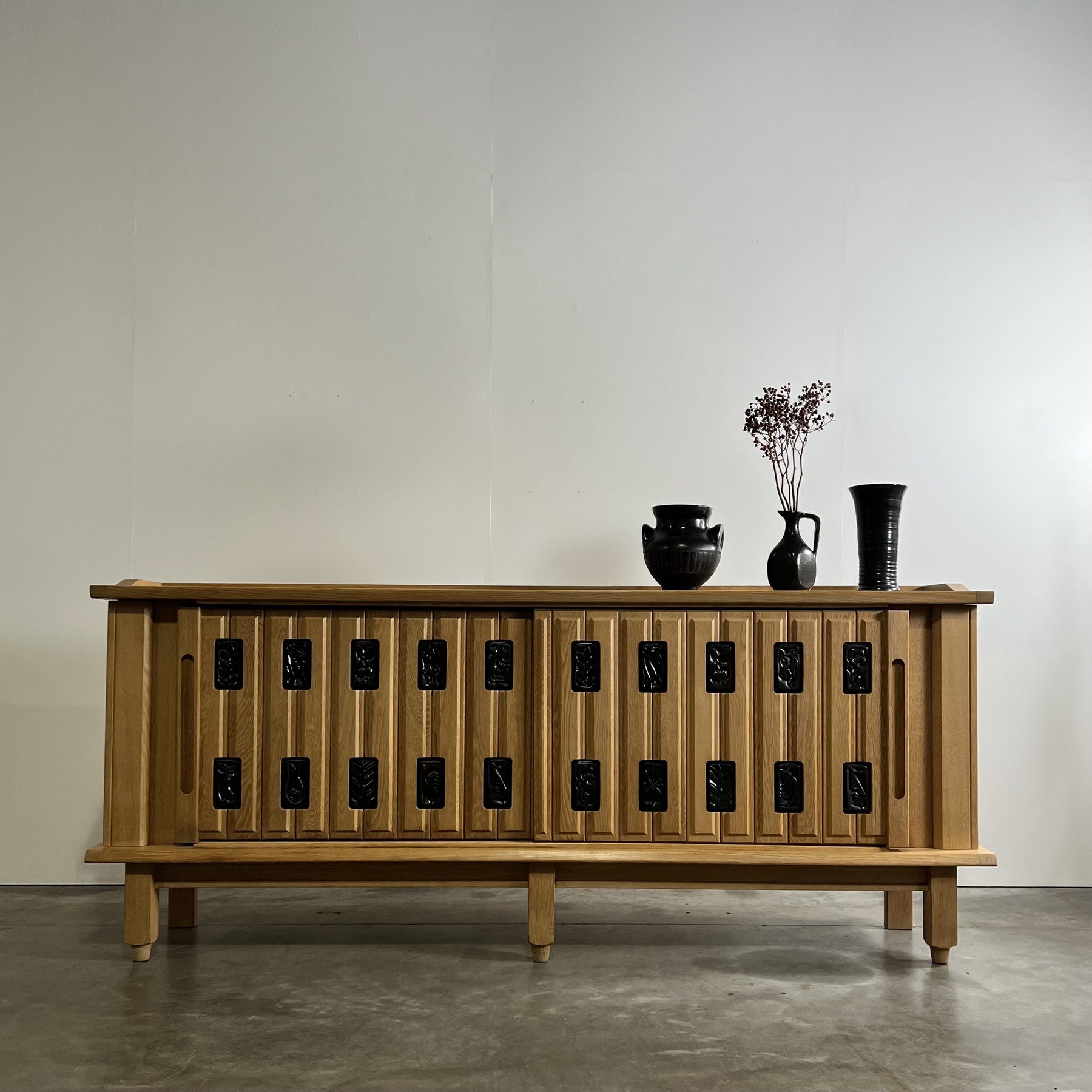 objet-vagabond-guillerme-sideboard0001