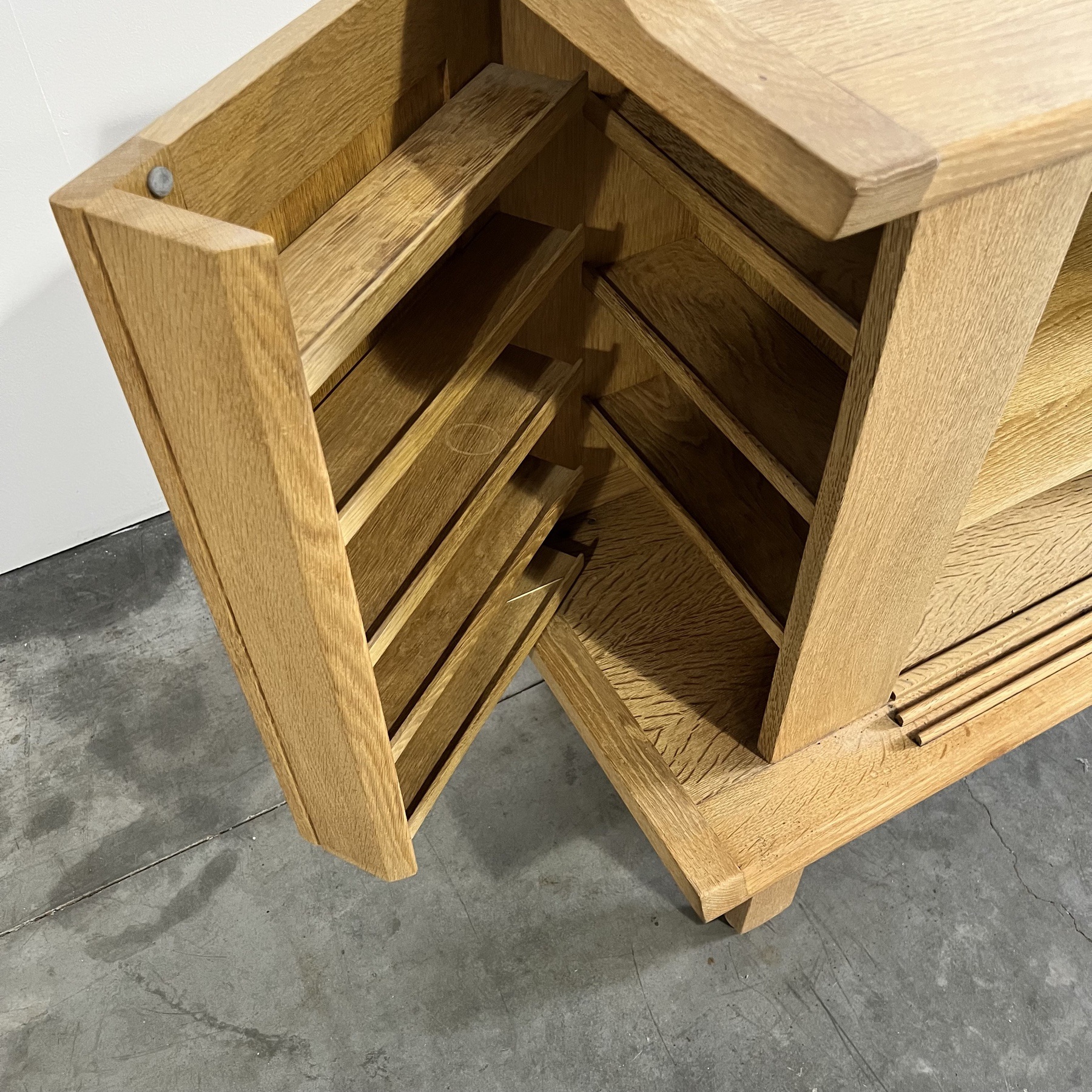 objet-vagabond-guillerme-sideboard0004