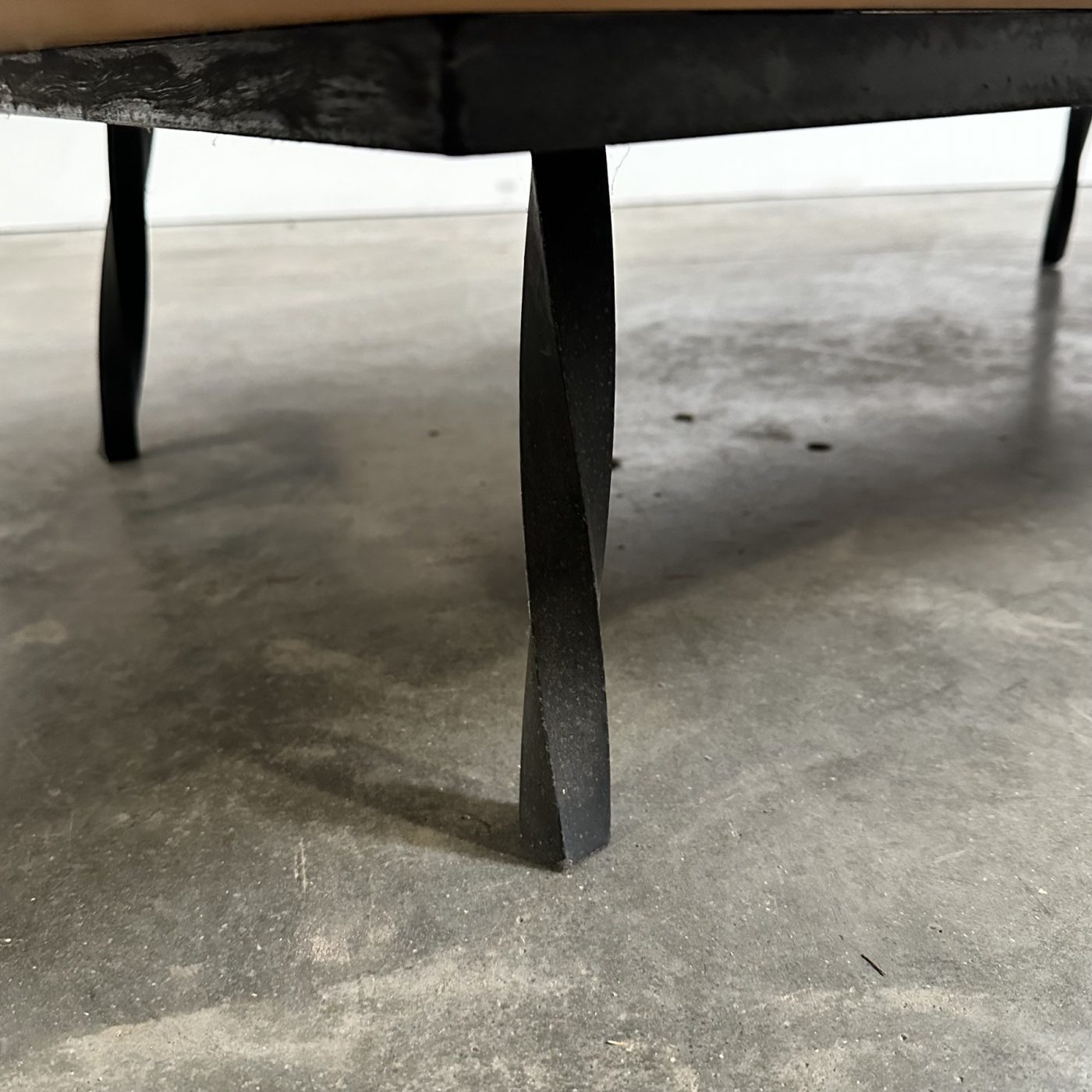 objet-vagabond-capron-coffeetable0001